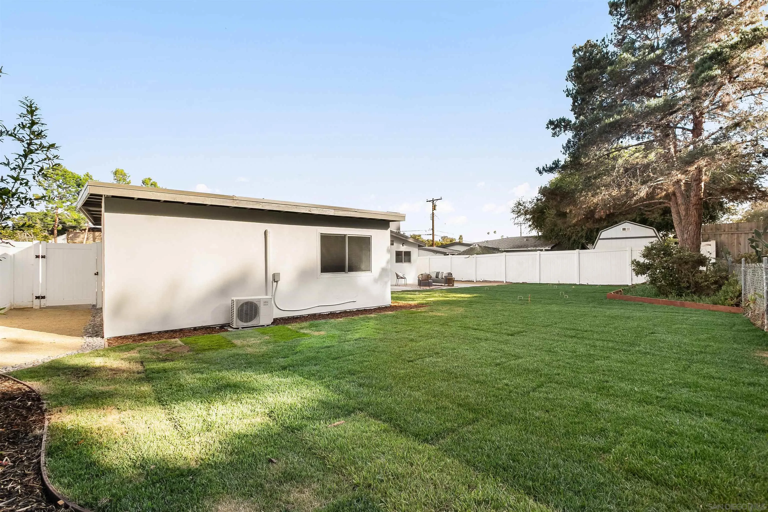 https://cdn.realtyfeed.com/cdn/127/260015616/18f26675e06ecc516f52813d997522c3.webp