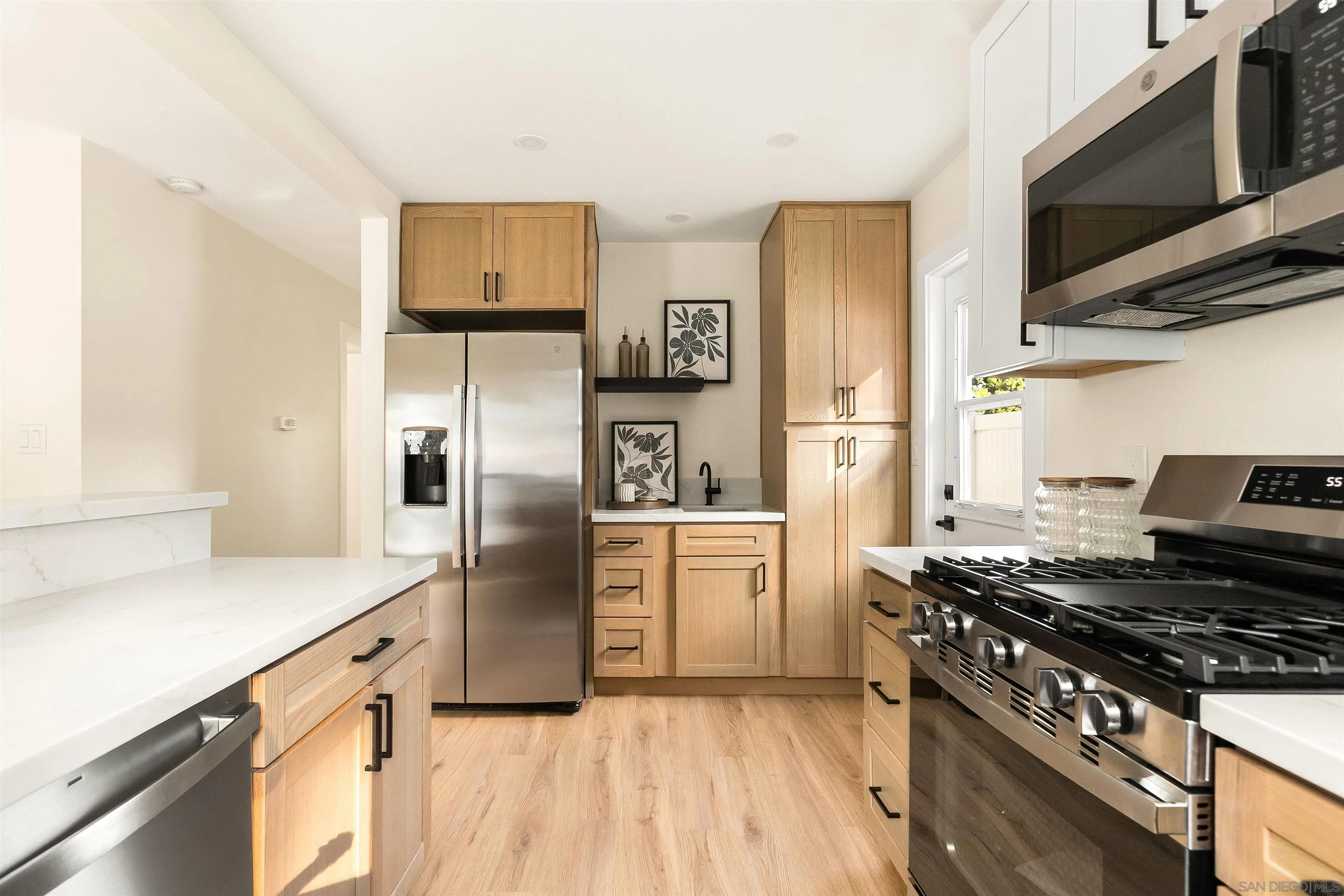 https://cdn.realtyfeed.com/cdn/127/260015616/8416ebae0ccbdf39c5371e2008c63293.webp