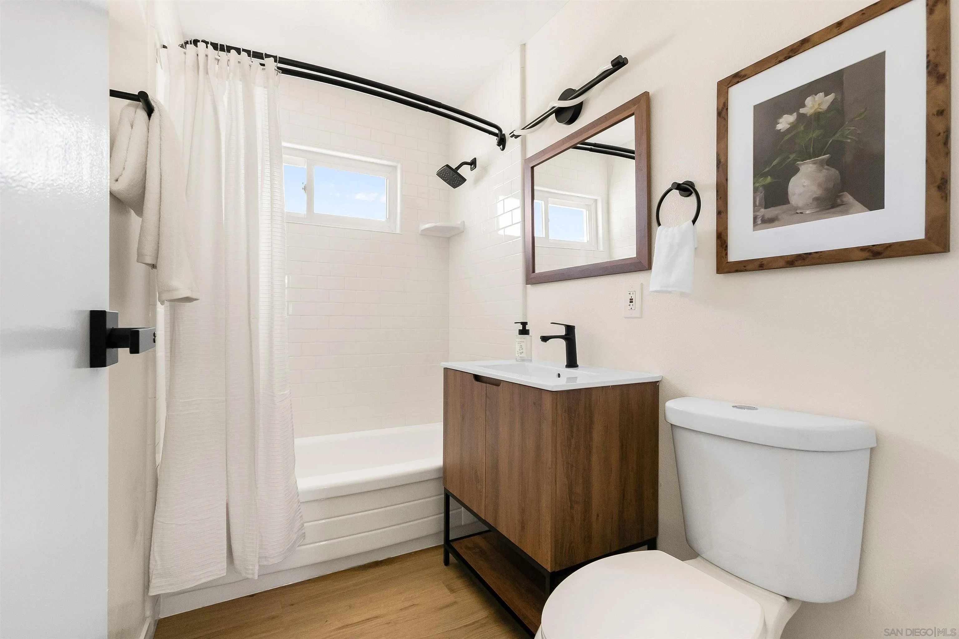 https://cdn.realtyfeed.com/cdn/127/260015616/91c8c6bac33cc97a3ae62c965026fcc4.webp