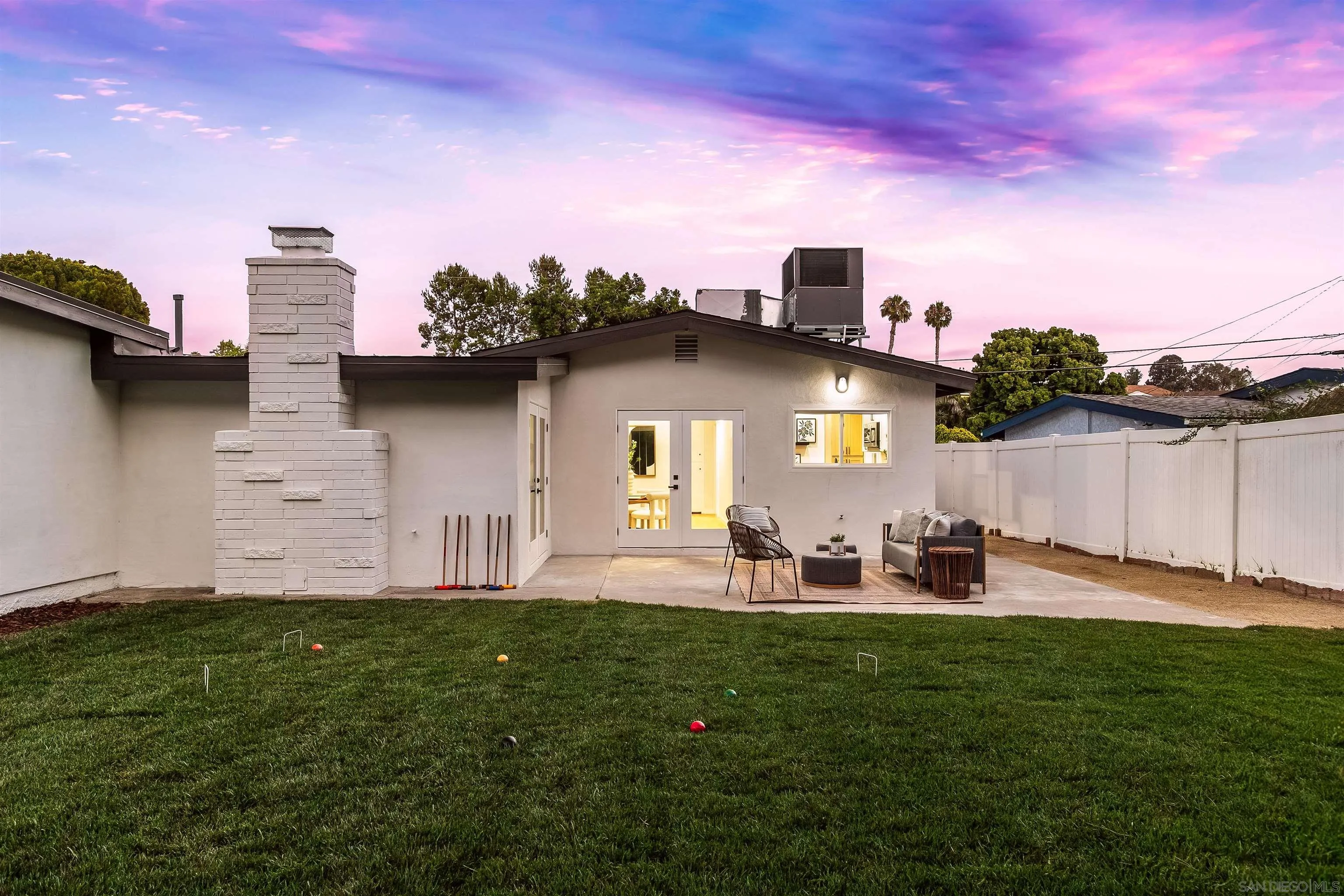 https://cdn.realtyfeed.com/cdn/127/260015616/d1375e417775e64aba23bfe1b081de05.webp
