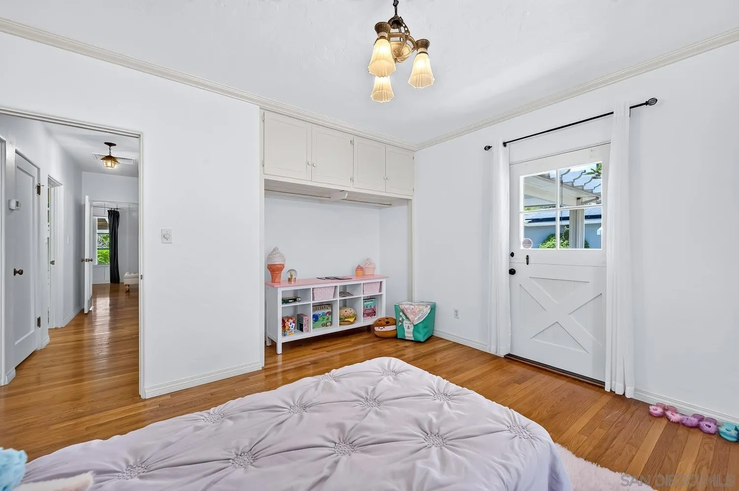 https://cdn.realtyfeed.com/cdn/127/260015617/00932f2d898fc98754ebbb9b3d196d64.webp