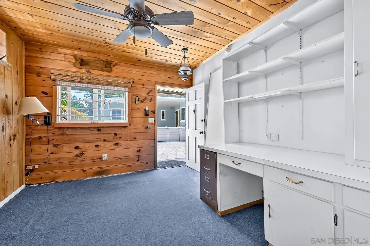 https://cdn.realtyfeed.com/cdn/127/260015617/022d59e622c37545692b9514d72ad2b7.webp