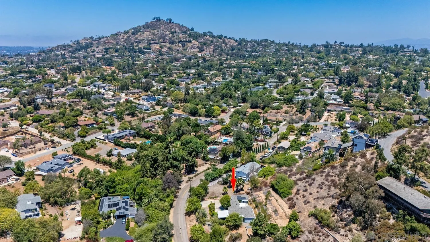 https://cdn.realtyfeed.com/cdn/127/260015617/b9b18e5d42712bef5e0f9b99b6b087b7.webp