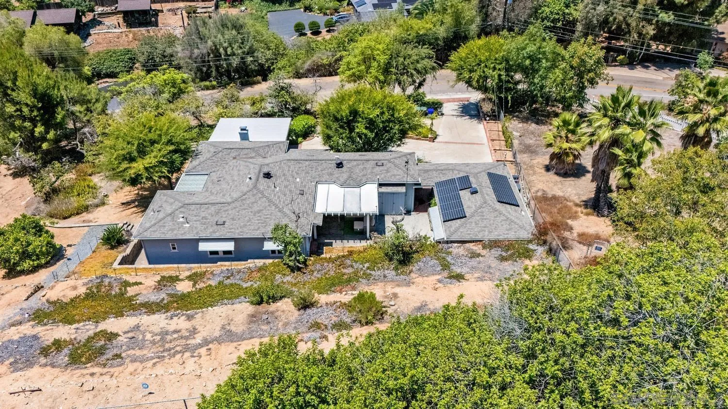 https://cdn.realtyfeed.com/cdn/127/260015617/fa42e15eb04a5e4a9115b715886e3edd.webp