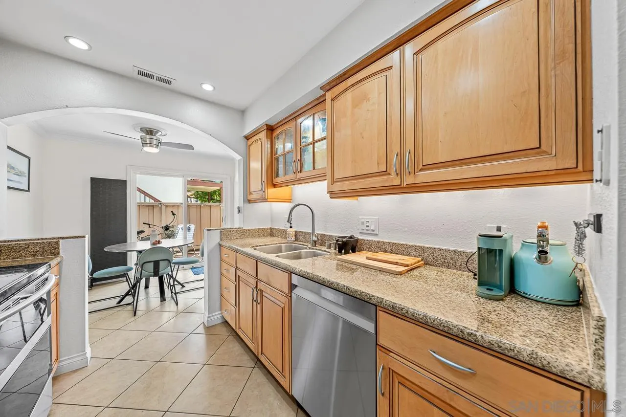 Photo #13: 260015624 Listing: Photo #13