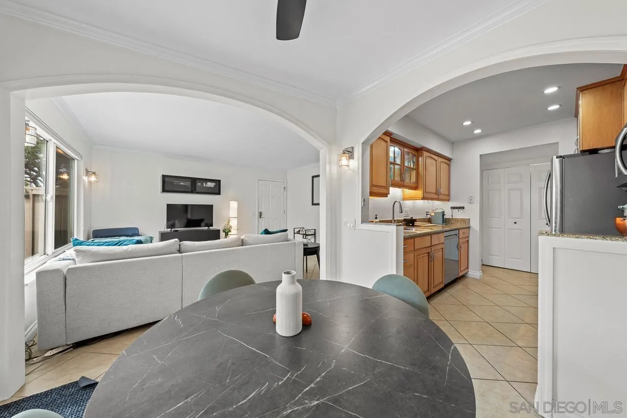 Photo #9: 260015624 Listing: Photo #9
