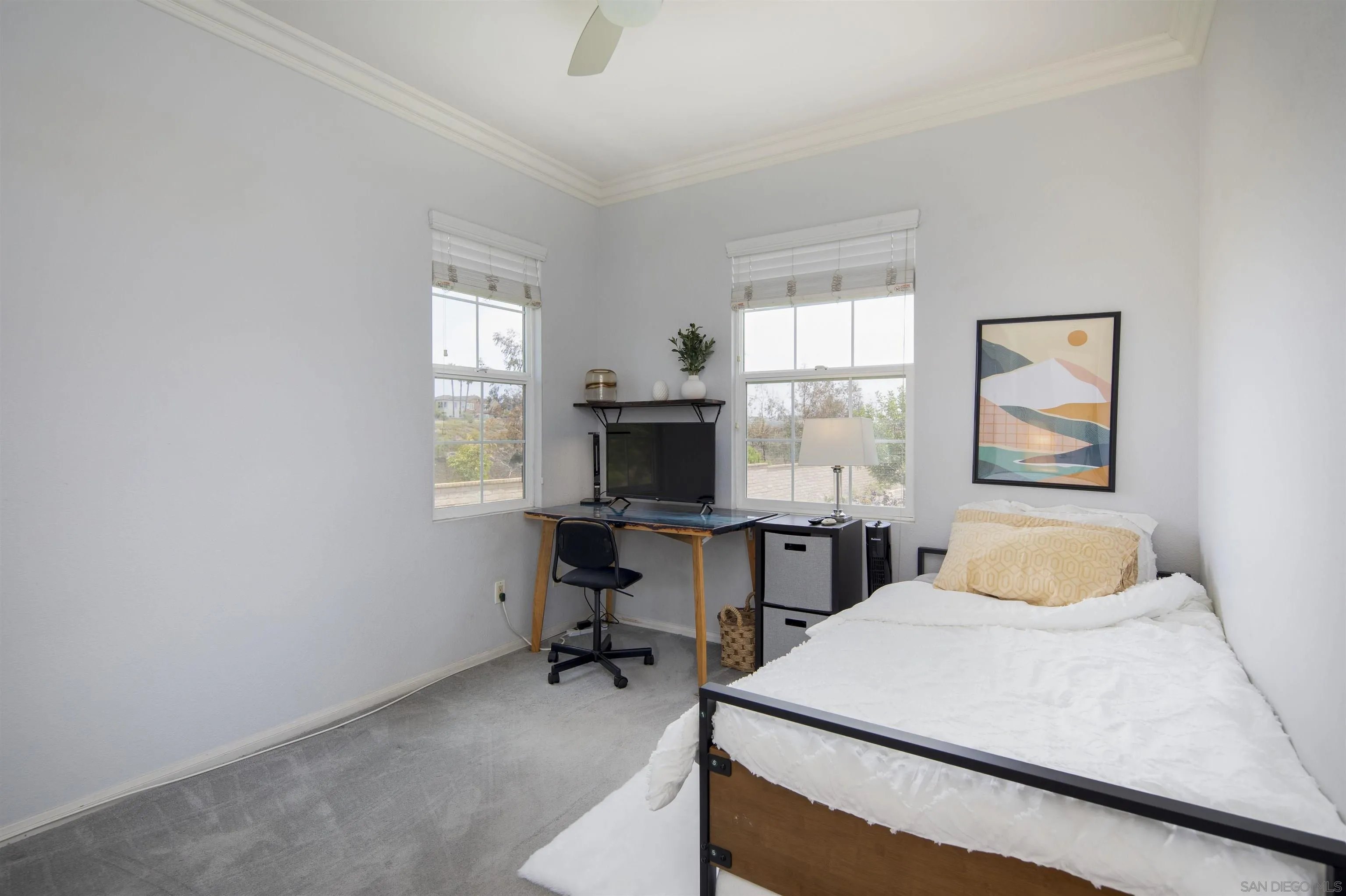 https://cdn.realtyfeed.com/cdn/127/260015631/0c7023a8241f5b83ca04cbd2ce05b19d.webp