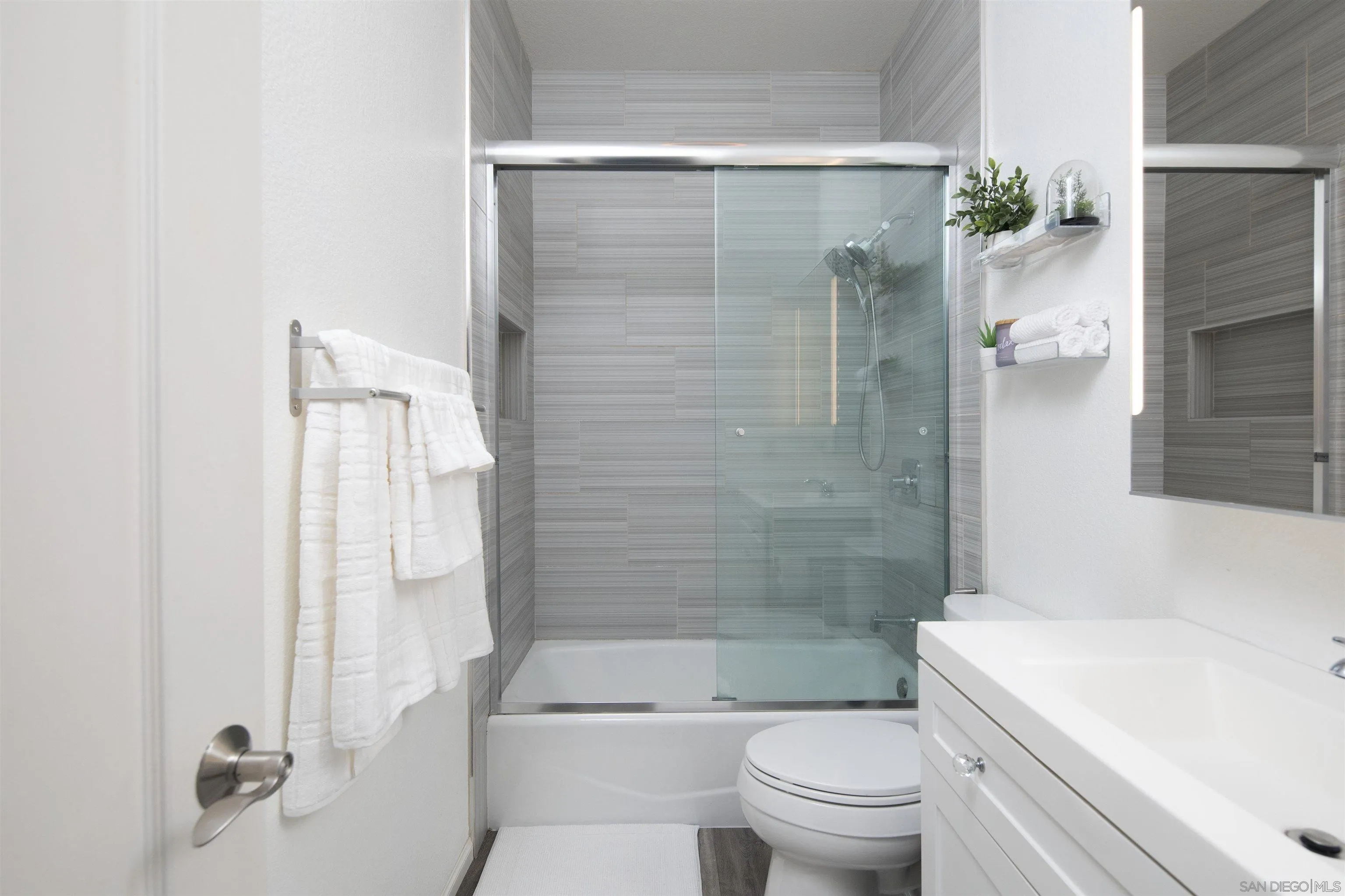 https://cdn.realtyfeed.com/cdn/127/260015631/1482abc942660b74a7cae5b3f875ebb9.webp