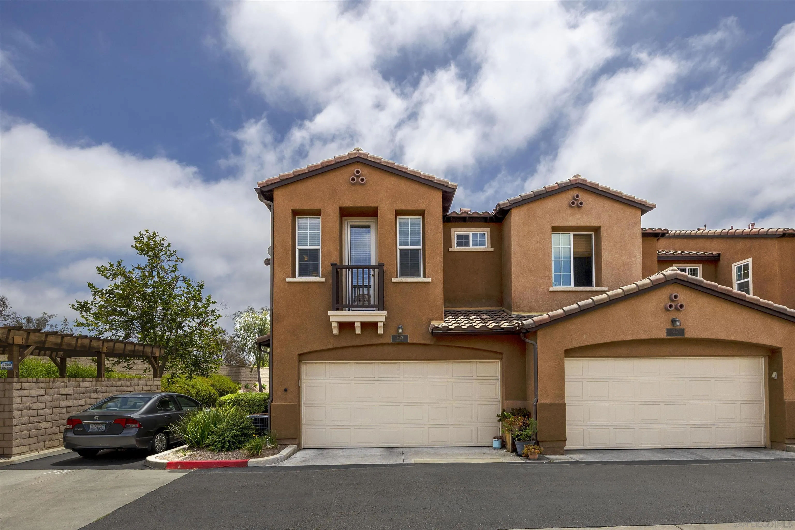 https://cdn.realtyfeed.com/cdn/127/260015631/2933220c221d54bba72fef9bef6494f8.webp