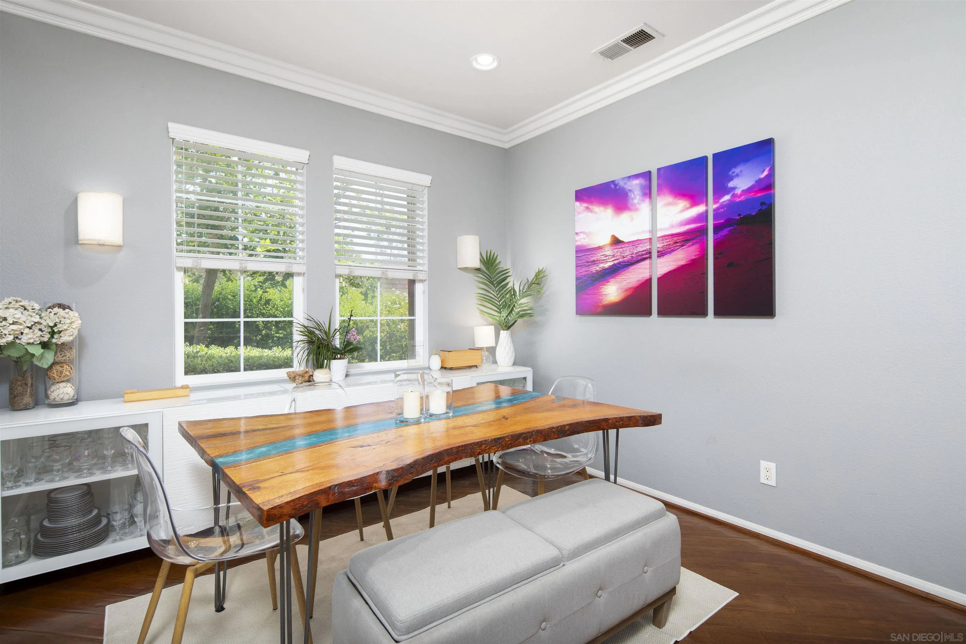 https://cdn.realtyfeed.com/cdn/127/260015631/99dc81a300533a72cad7c98f6762c3fa.webp