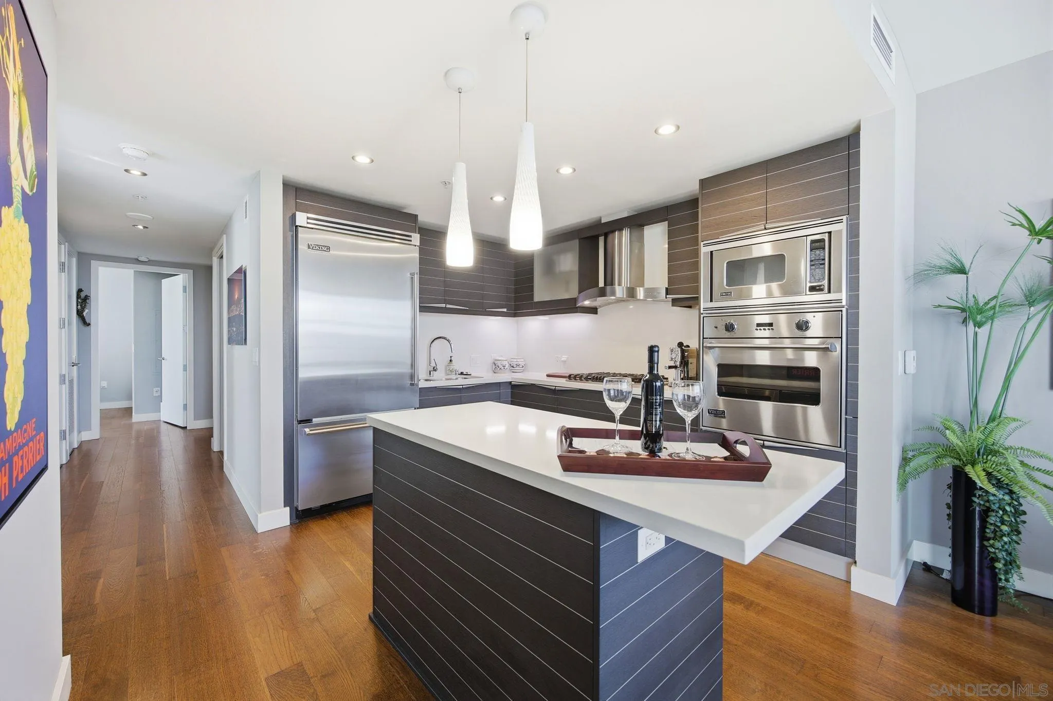 https://cdn.realtyfeed.com/cdn/127/260015632/8b0a3d3a314f6c4e8f671e837ba7a8ed.webp