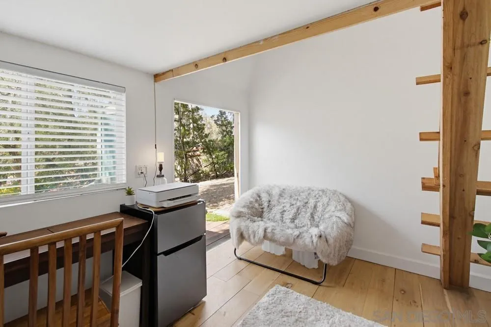 https://cdn.realtyfeed.com/cdn/127/260015634/9d07bd42f2a05a81d640452512af07a2.webp