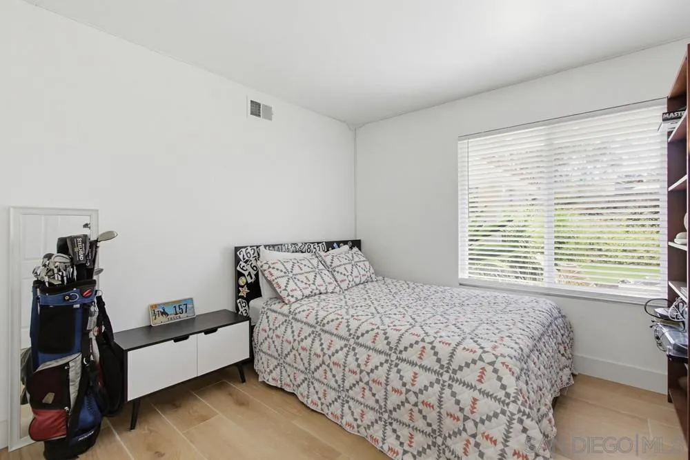 https://cdn.realtyfeed.com/cdn/127/260015634/a8e919c636e32d3b2f3f06b6ead2c8d6.webp