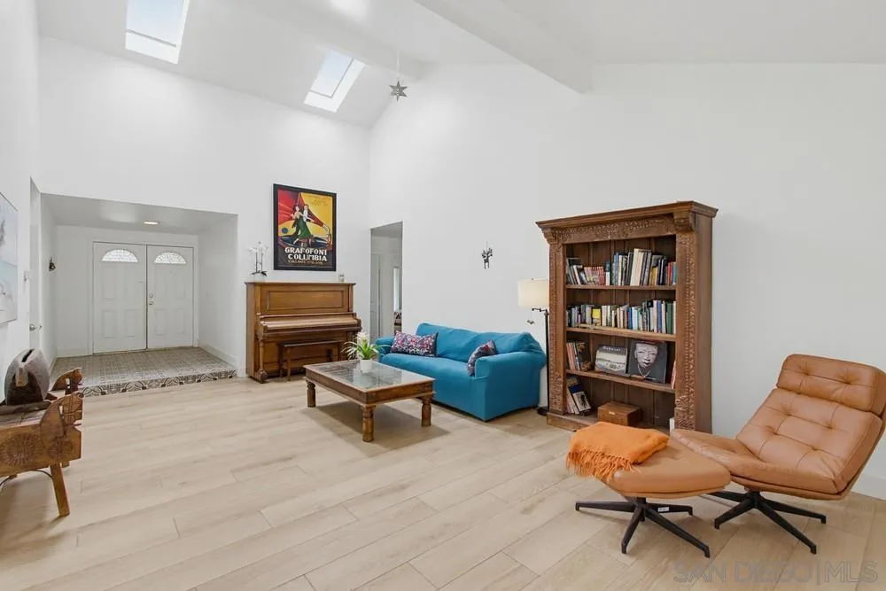 https://cdn.realtyfeed.com/cdn/127/260015634/bb30b59a2e0244c4ac81f72eb9360e91.webp