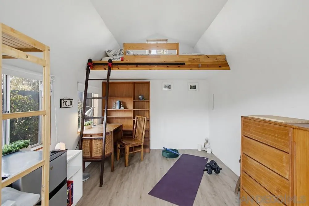 https://cdn.realtyfeed.com/cdn/127/260015634/e357f2d9023b5c3bba7a7050e9d36cad.webp