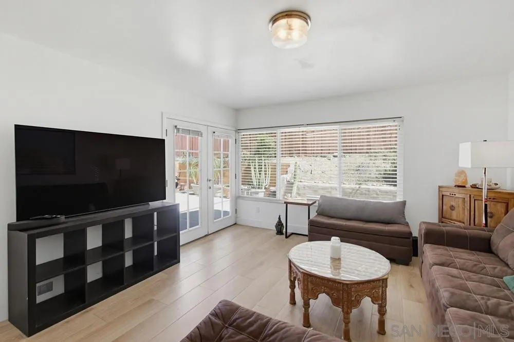 https://cdn.realtyfeed.com/cdn/127/260015634/e6df54737df925056085235ec18b3fb7.webp