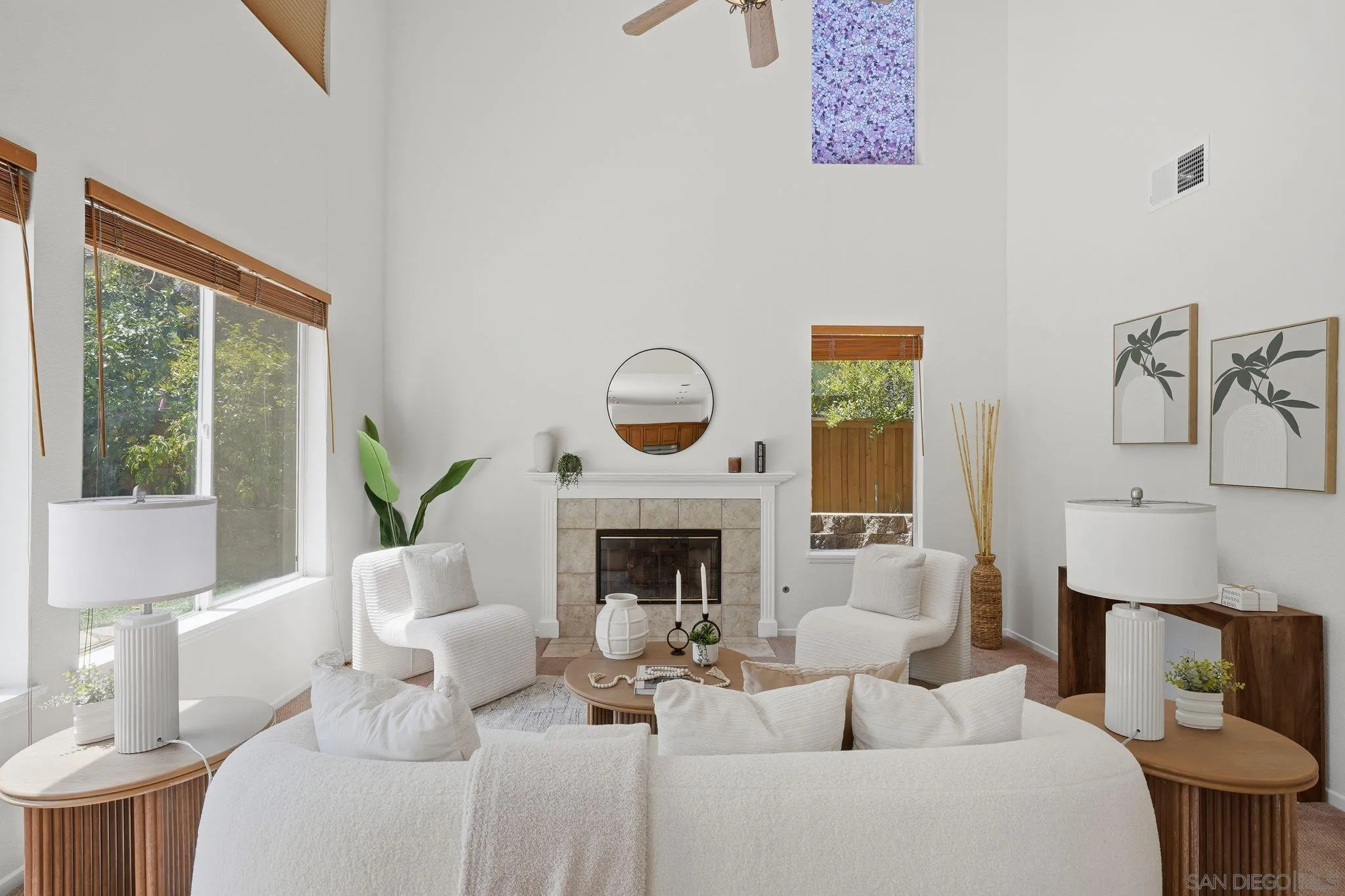 https://cdn.realtyfeed.com/cdn/127/260015635/0b14e7561eb870092328b0e64be0cc4d.webp