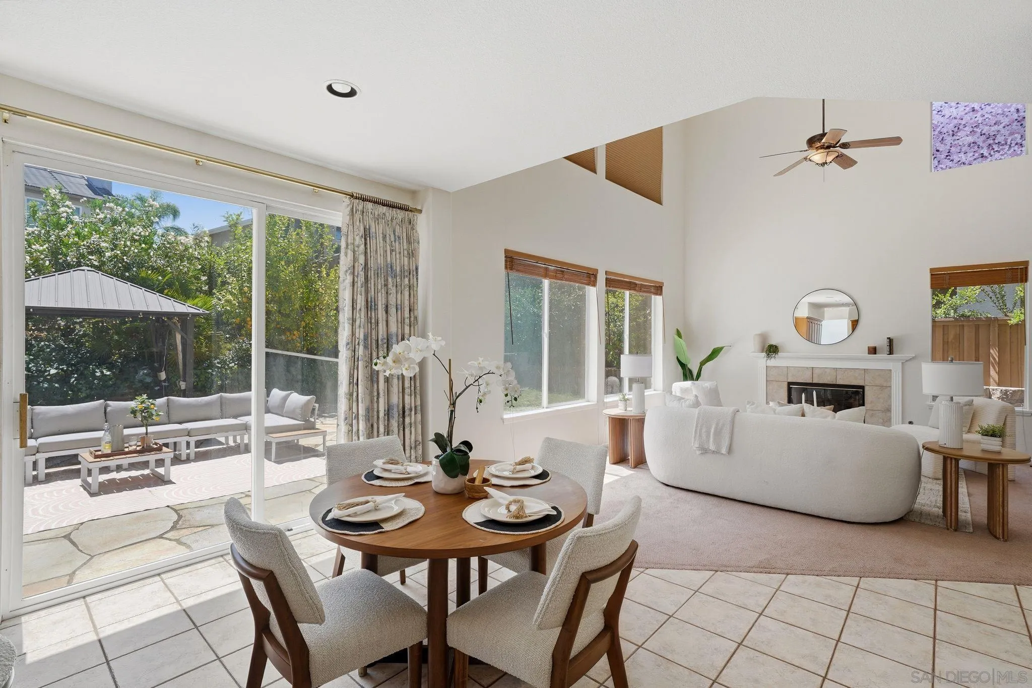 https://cdn.realtyfeed.com/cdn/127/260015635/2e29a3f09fc590c155a24d4af56c0806.webp