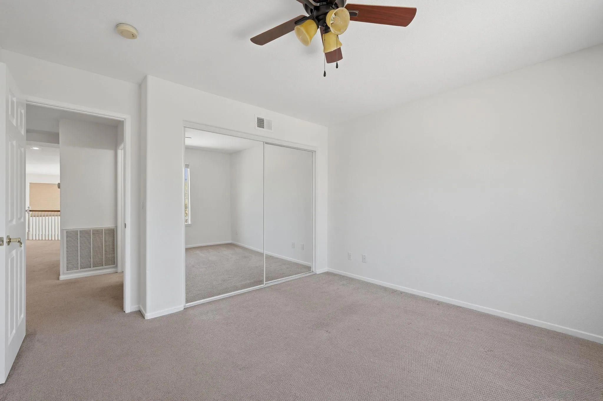 https://cdn.realtyfeed.com/cdn/127/260015635/389007544908b43d7ab1055937189864.webp