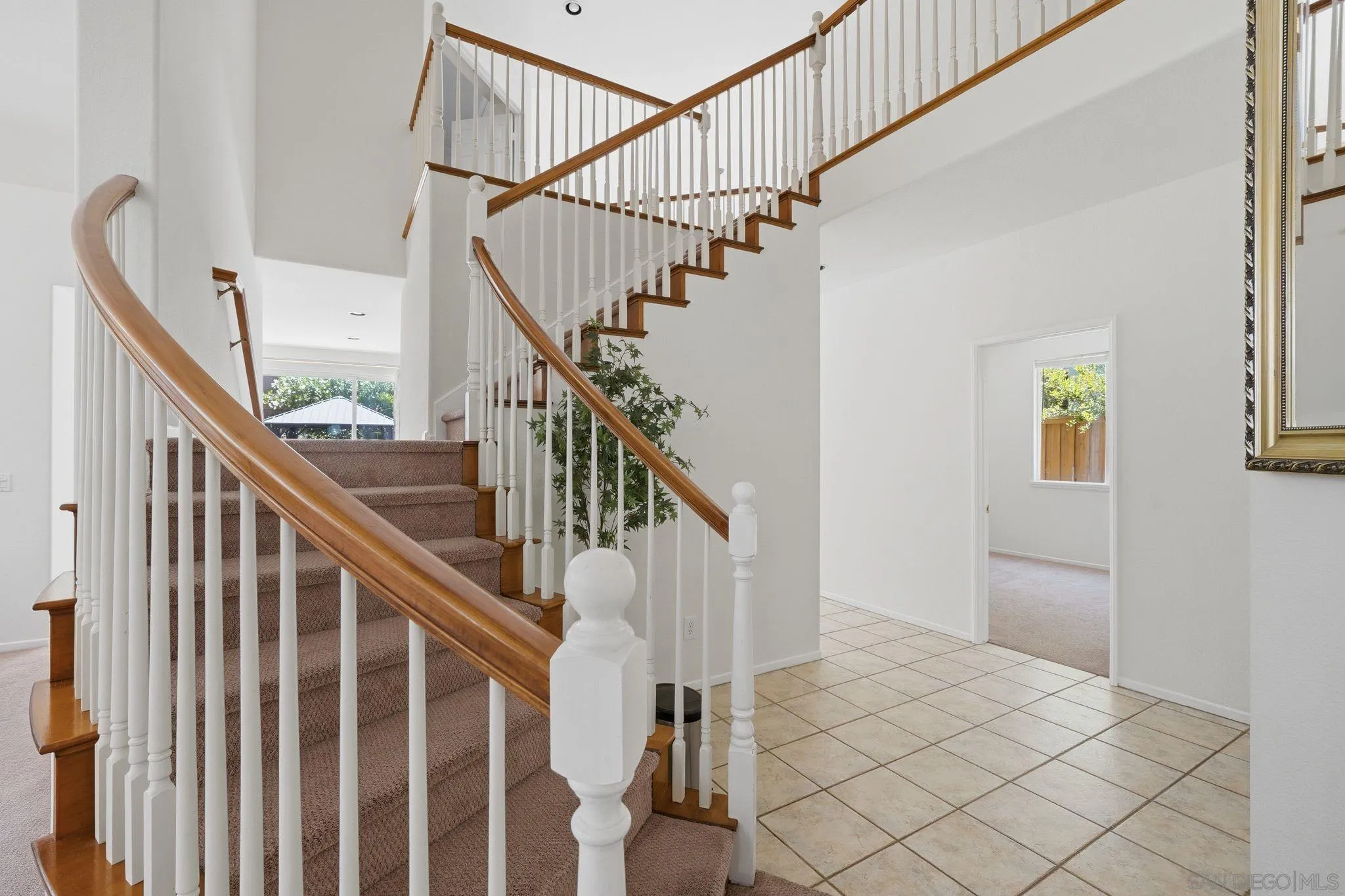 https://cdn.realtyfeed.com/cdn/127/260015635/82dbfdd798b27b238ba1a9c86cd8e134.webp