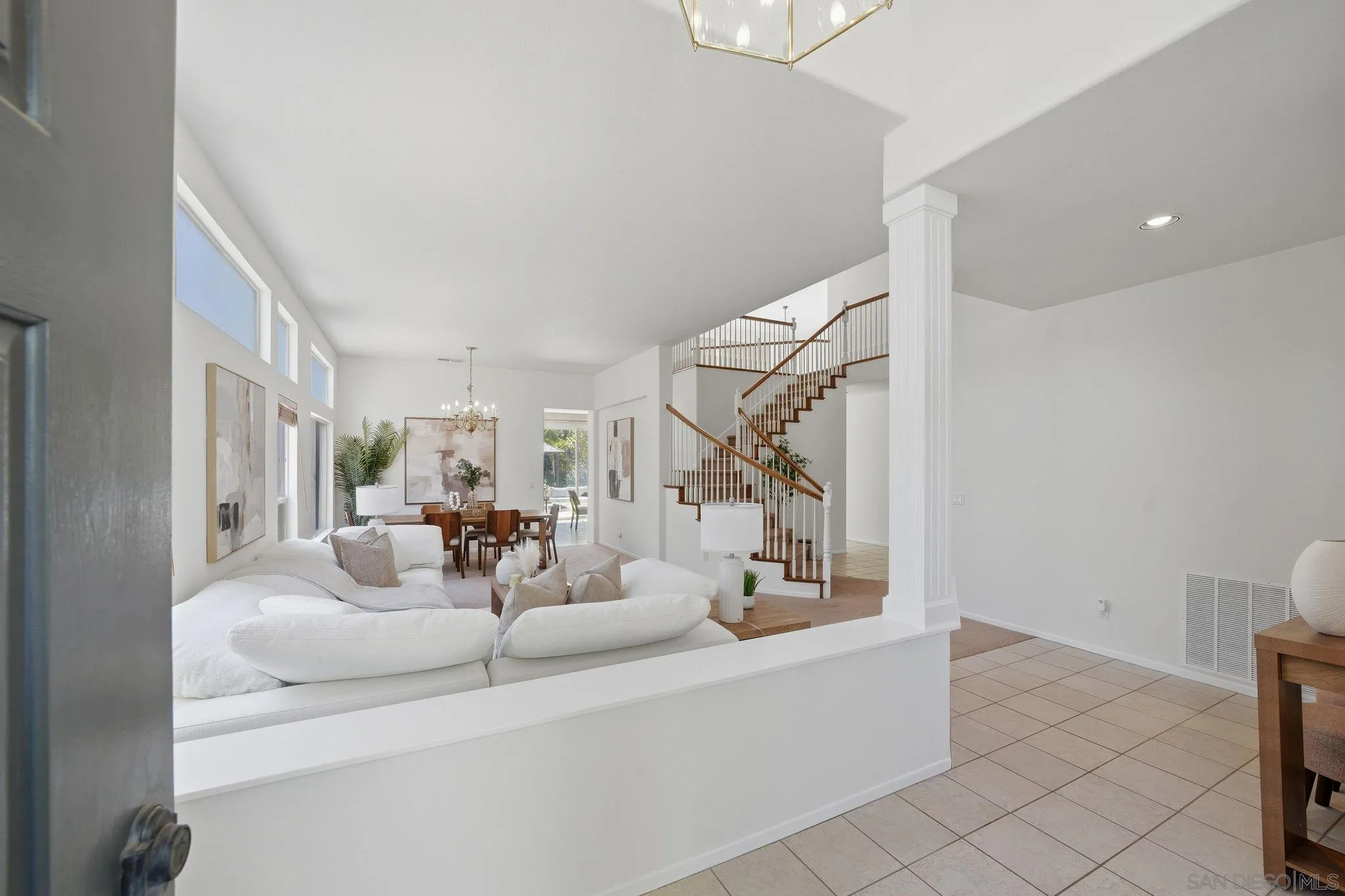https://cdn.realtyfeed.com/cdn/127/260015635/89aa526f2f7b1813f2ccbf60aa3297b4.webp