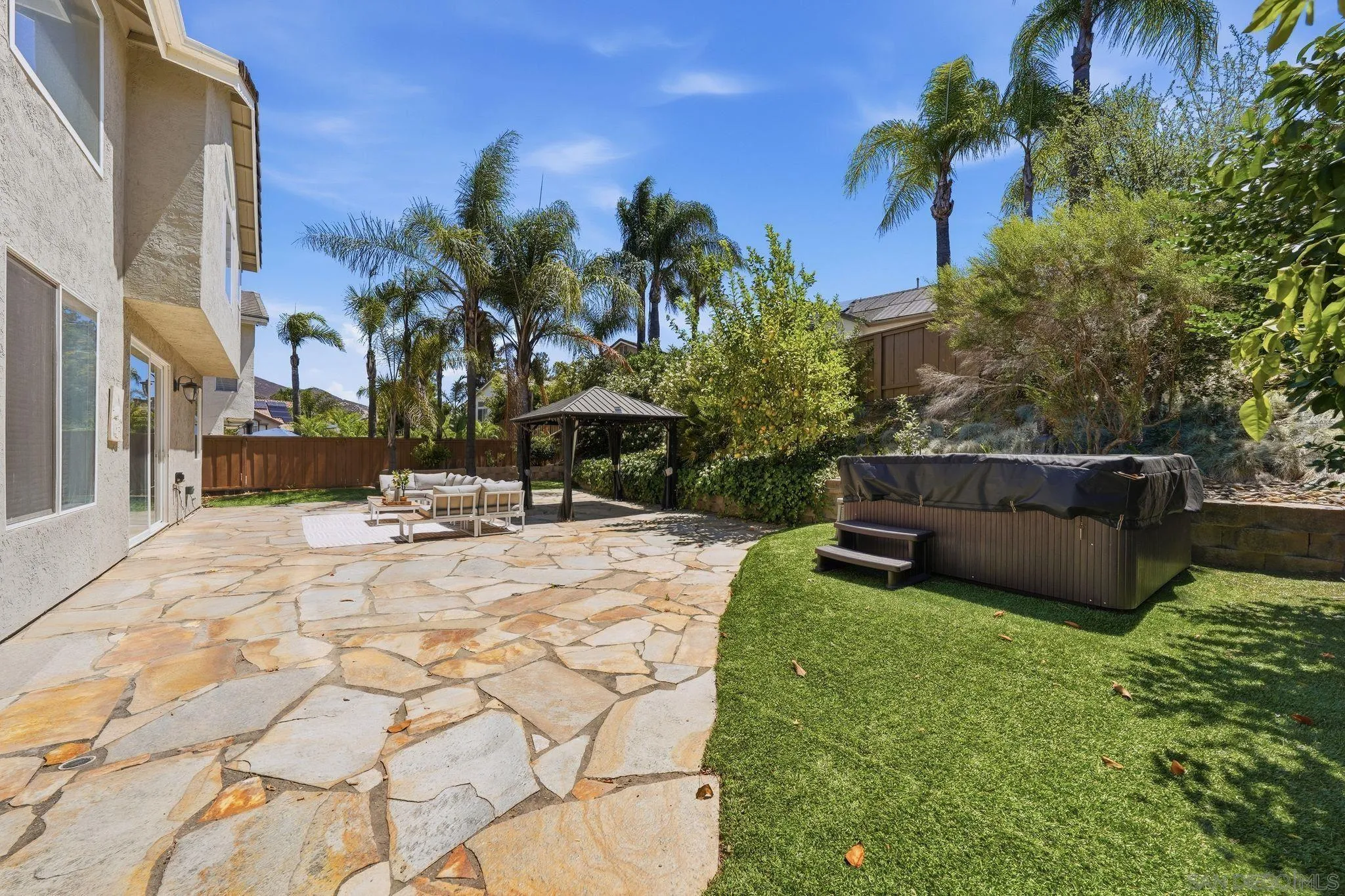 https://cdn.realtyfeed.com/cdn/127/260015635/d6bf8e4fdf0d0ad494581b73524f84e1.webp
