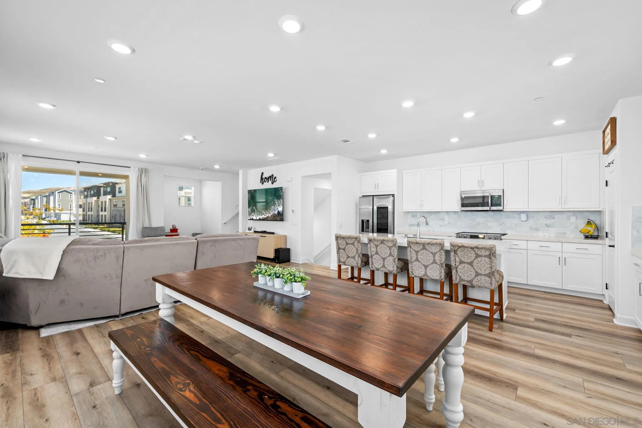 Photo #12: 260015638 Listing: Photo #12