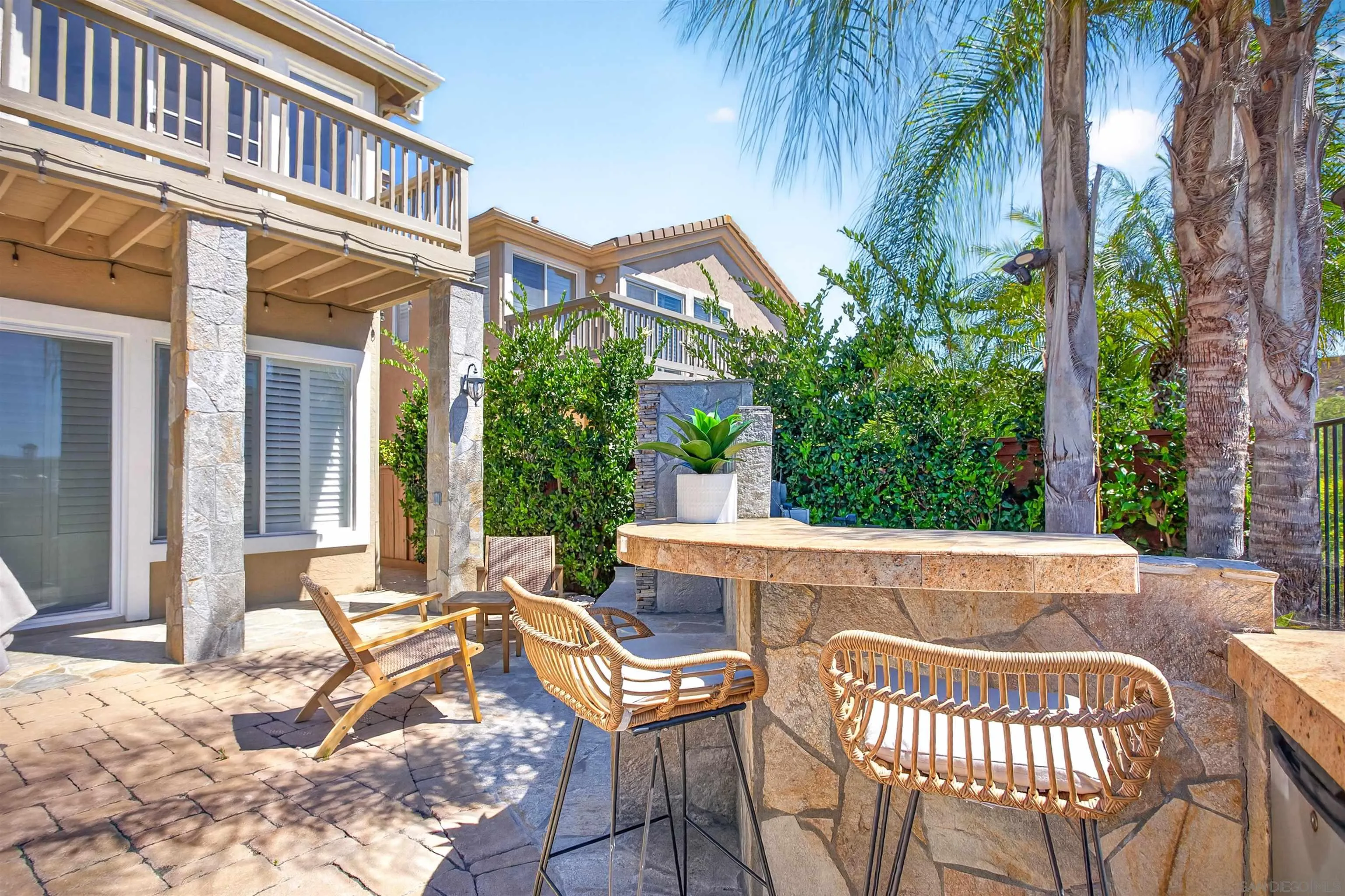 https://cdn.realtyfeed.com/cdn/127/260015642/7cfe2095a667c9c53579778fc4686951.webp