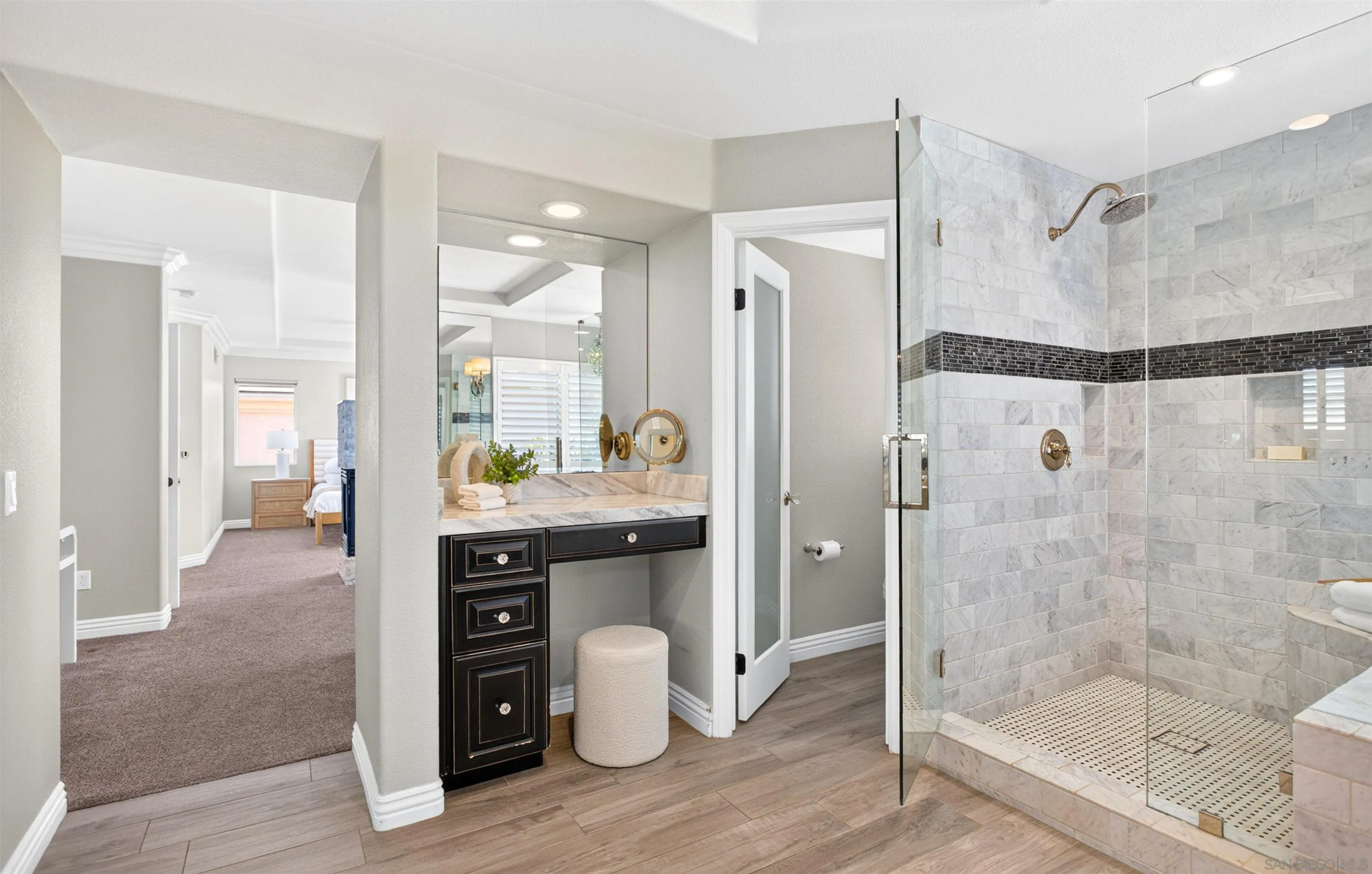 https://cdn.realtyfeed.com/cdn/127/260015642/a7a6c8ba427f0ab6c2cc96f7fb9bf23e.webp