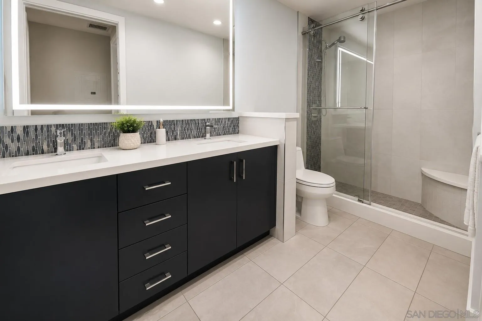 Photo #11: 260015643 Listing: Photo #11
