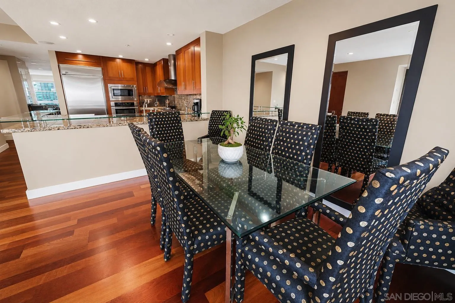 Photo #9: 260015643 Listing: Photo #9
