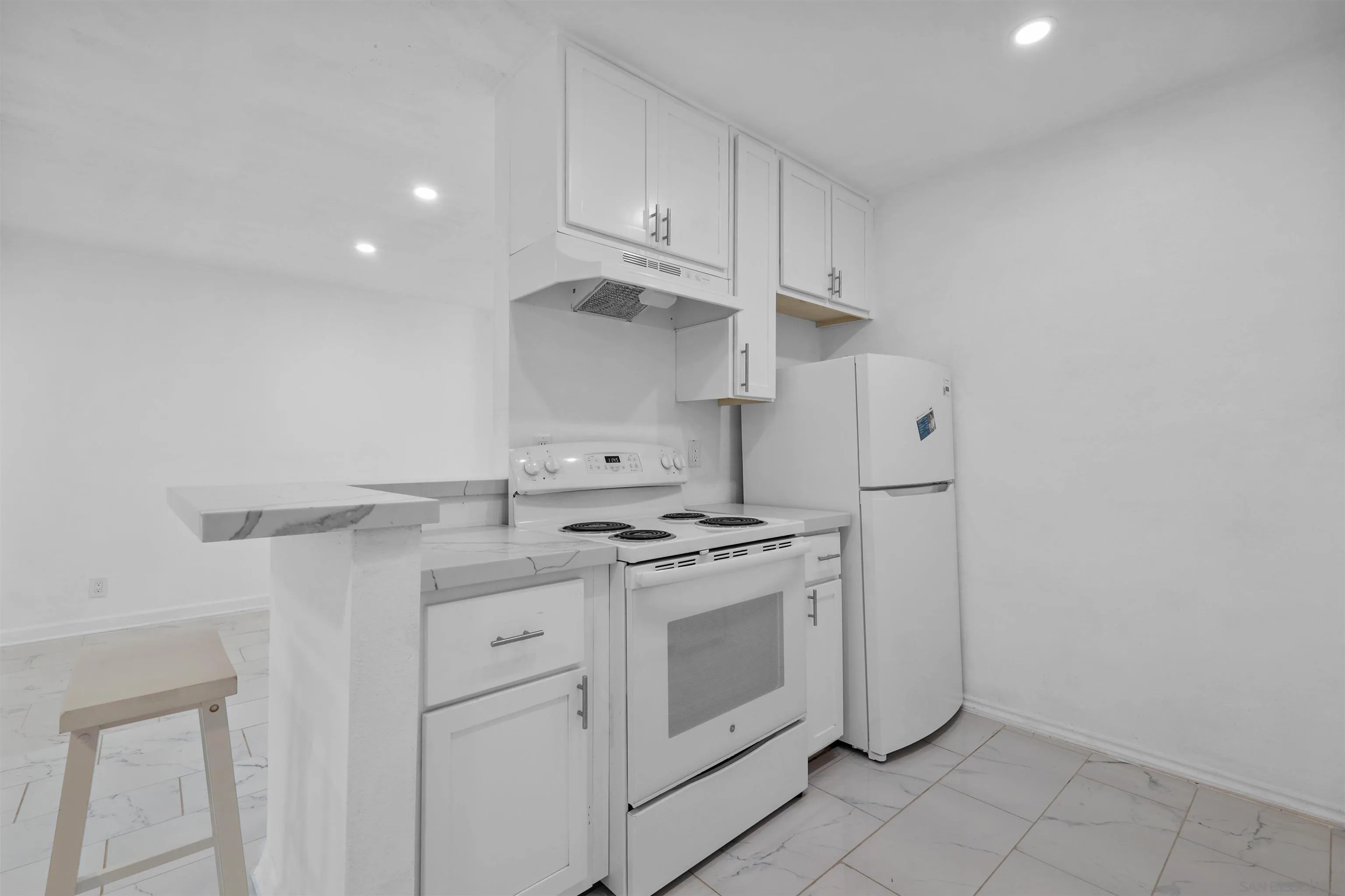 https://cdn.realtyfeed.com/cdn/127/260015644/22b6e88d5bc334a4c6c74b5300137e05.webp