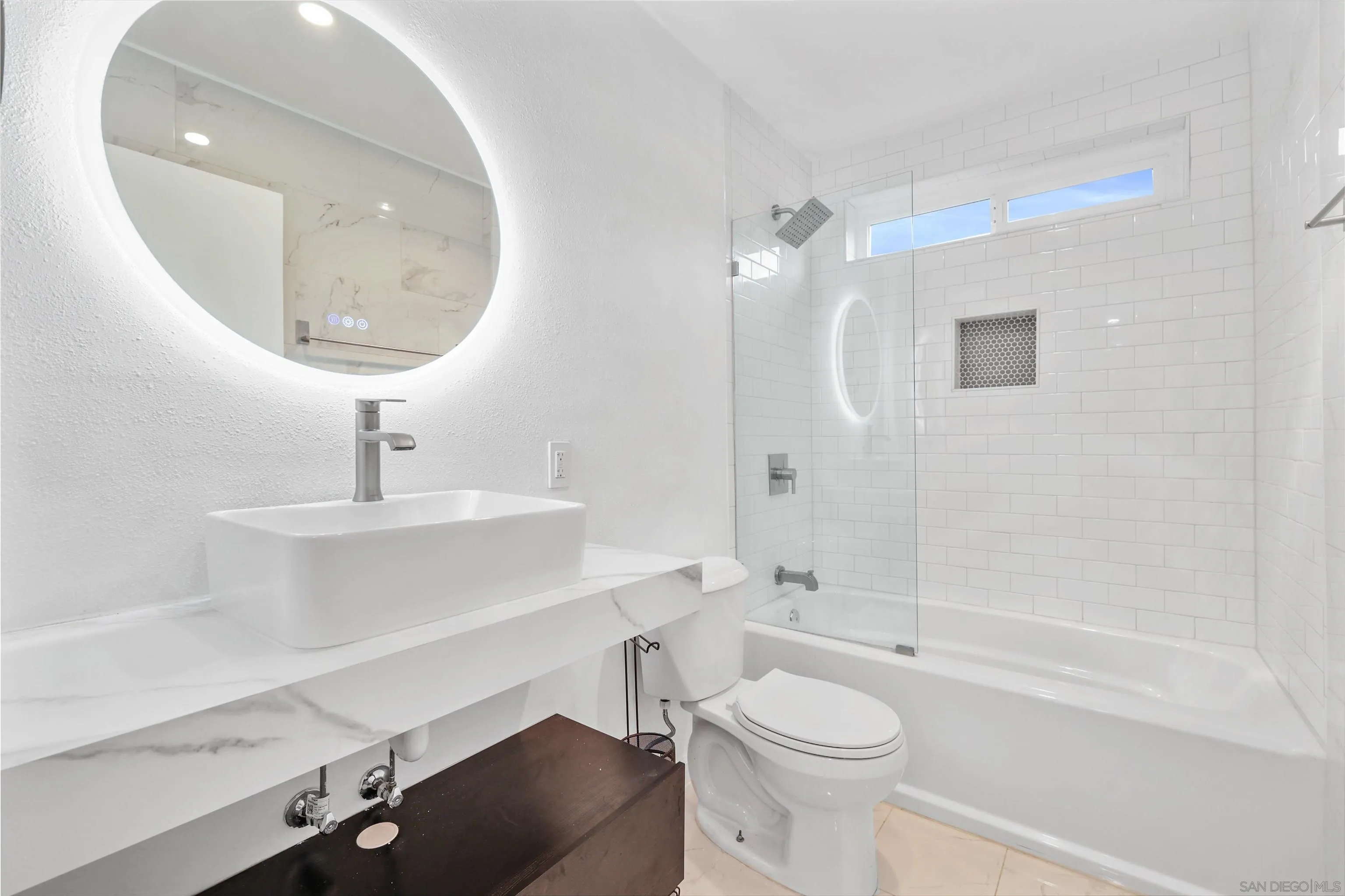 https://cdn.realtyfeed.com/cdn/127/260015644/41120dff4b2d6f2b40642bae499123a7.webp