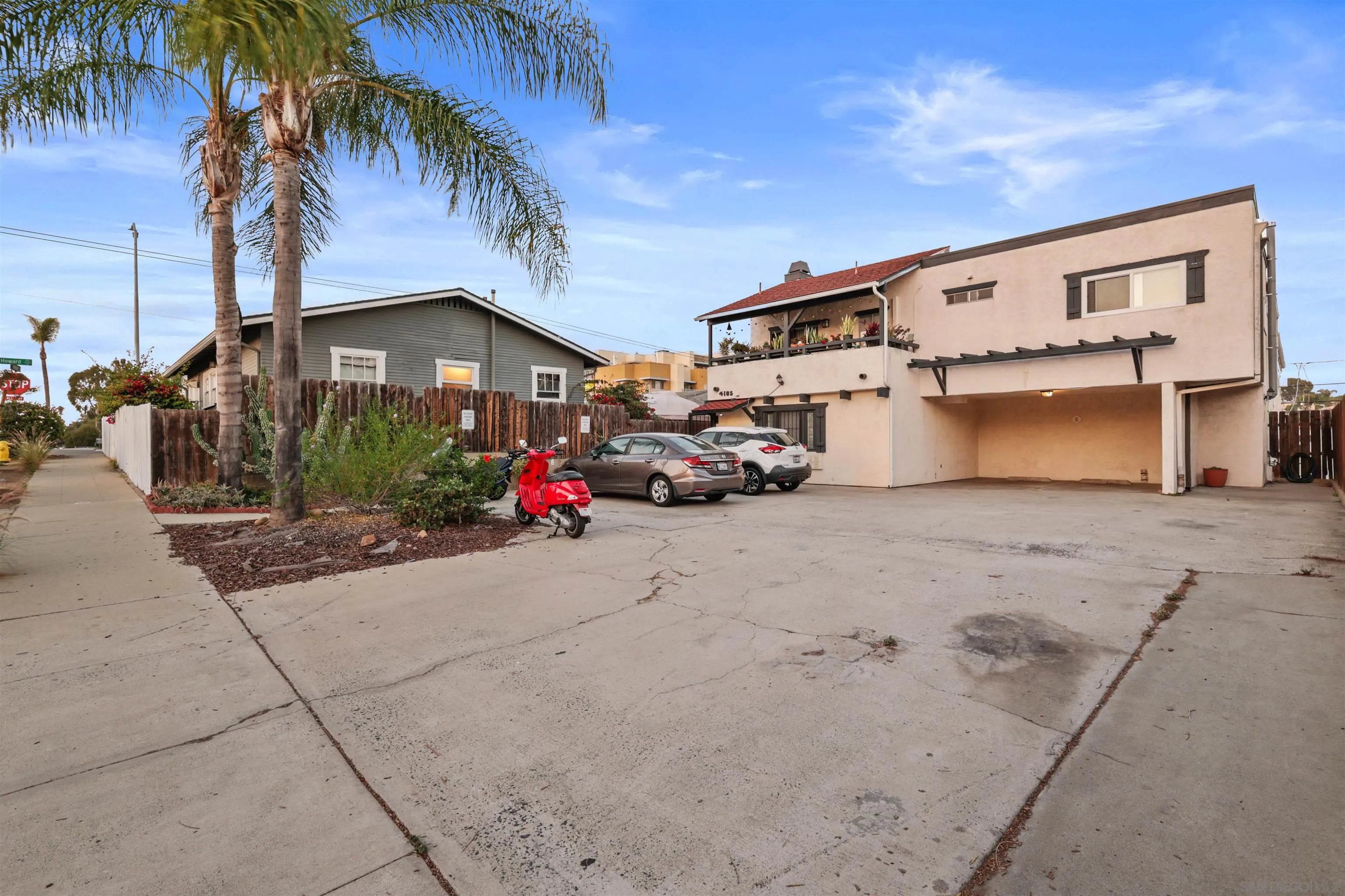 https://cdn.realtyfeed.com/cdn/127/260015644/d29c96fd7f1bb17b48932d9563cfe7b9.webp