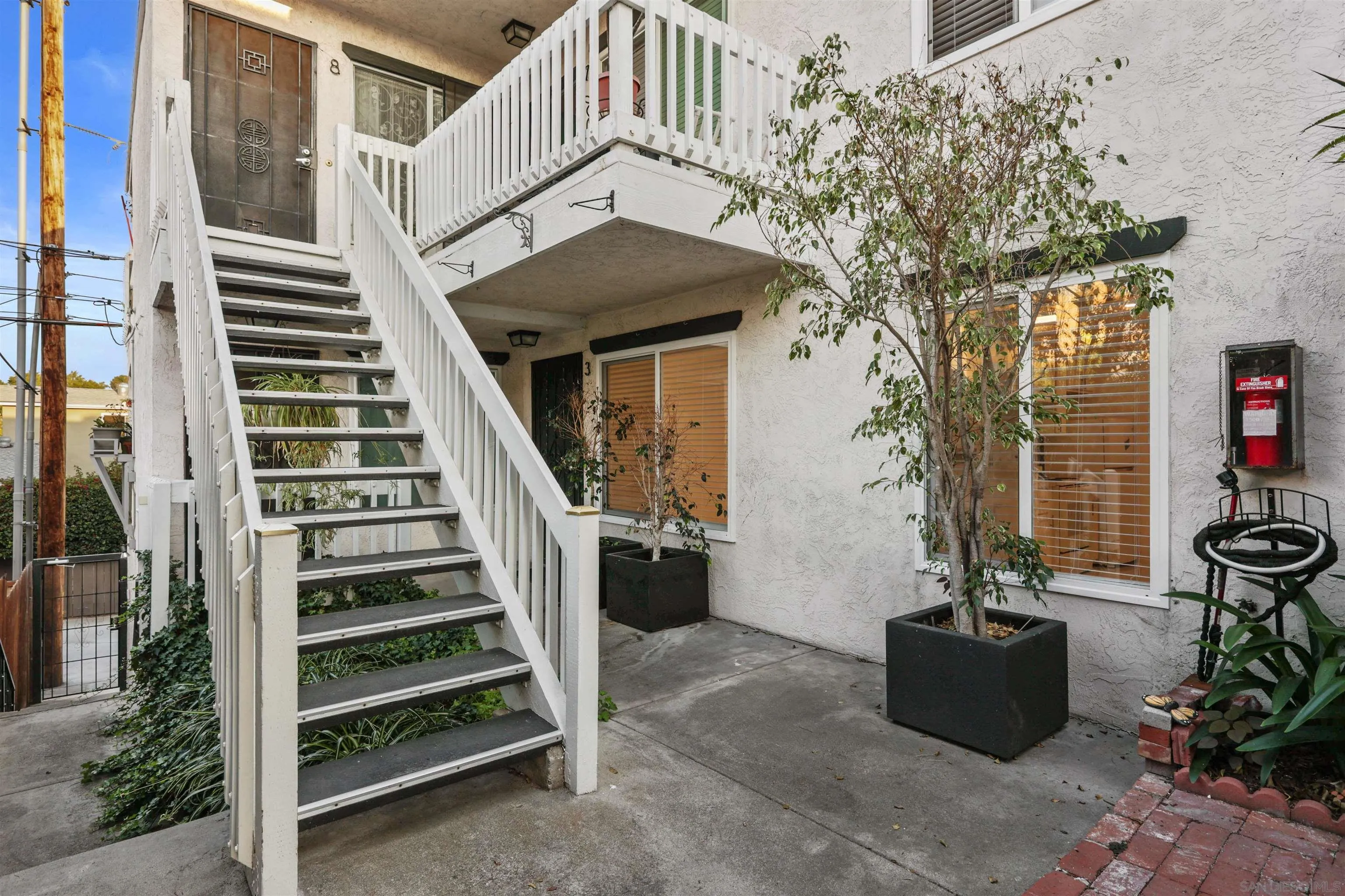 https://cdn.realtyfeed.com/cdn/127/260015644/e88fdd2029e153fefeae982eaa28819f.webp
