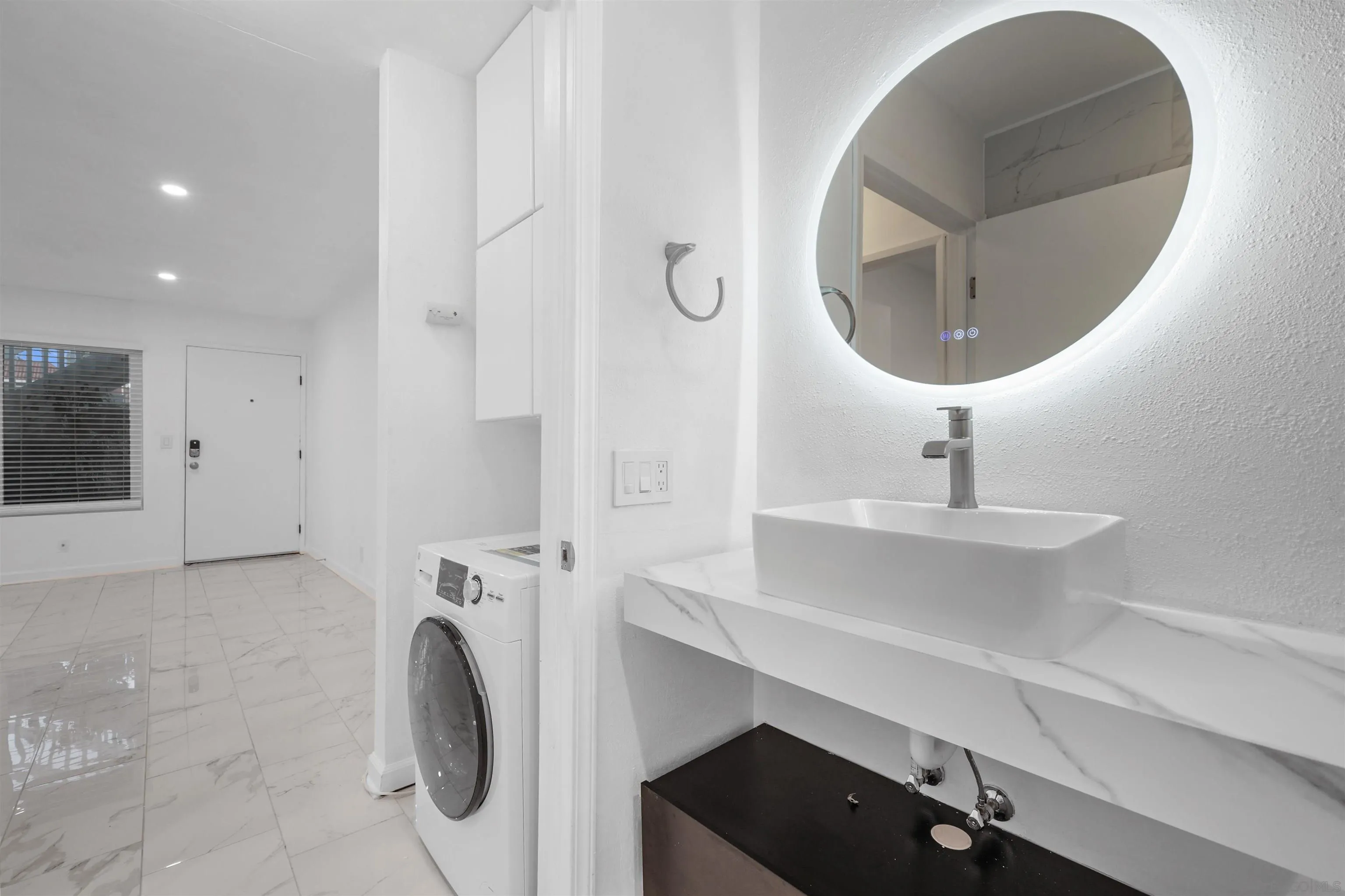 https://cdn.realtyfeed.com/cdn/127/260015644/fa2fb648ffc3a4ecf7f0bfc3a3cbdca1.webp