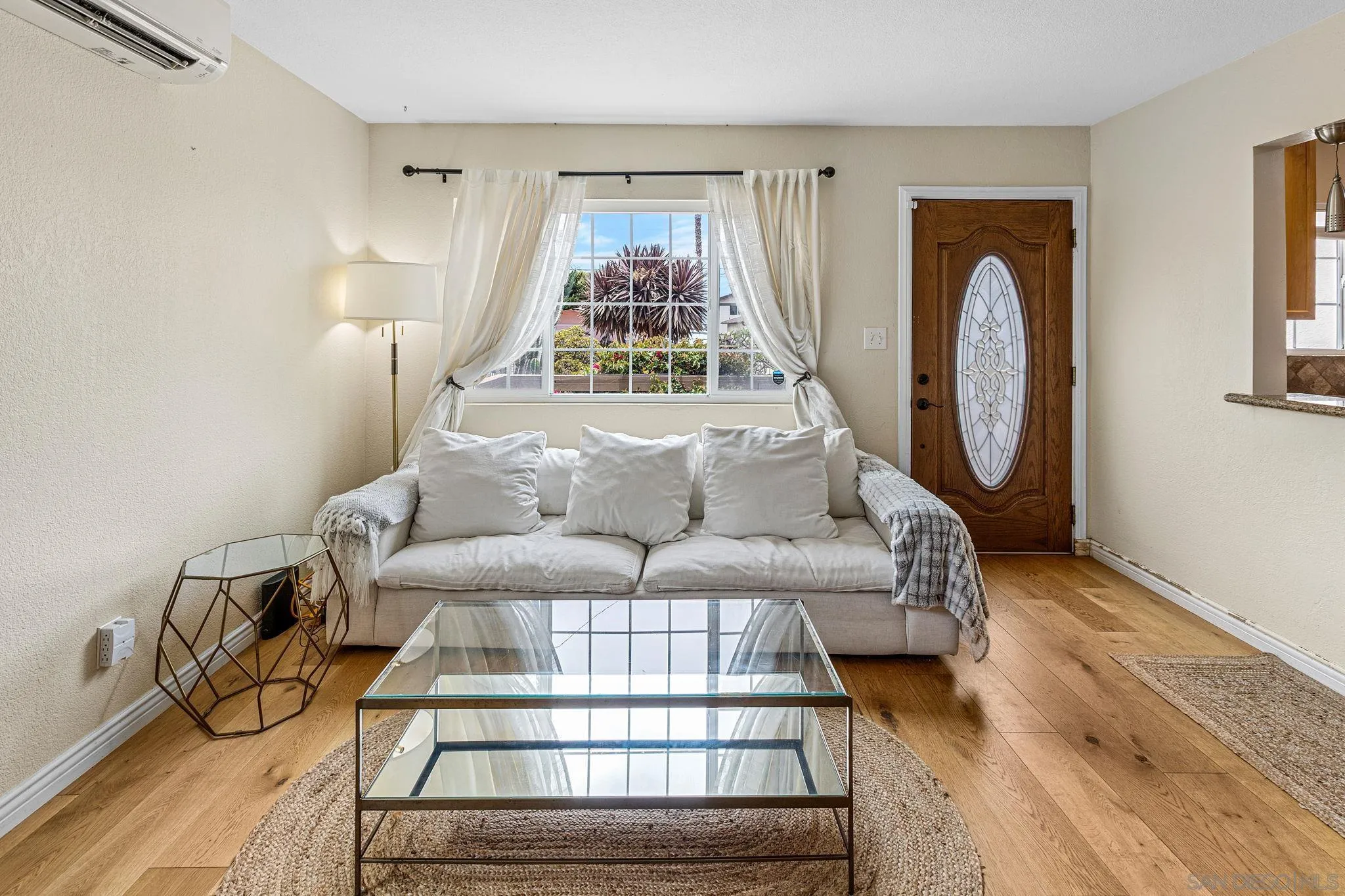 https://cdn.realtyfeed.com/cdn/127/260015647/1671e9ddd20b2c876629990a67f85311.webp