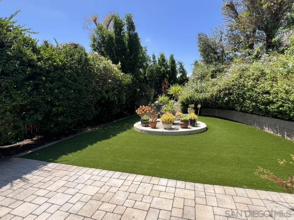 https://cdn.realtyfeed.com/cdn/127/260015648/30c146c93dd81ac6ef41339702dd2627.webp