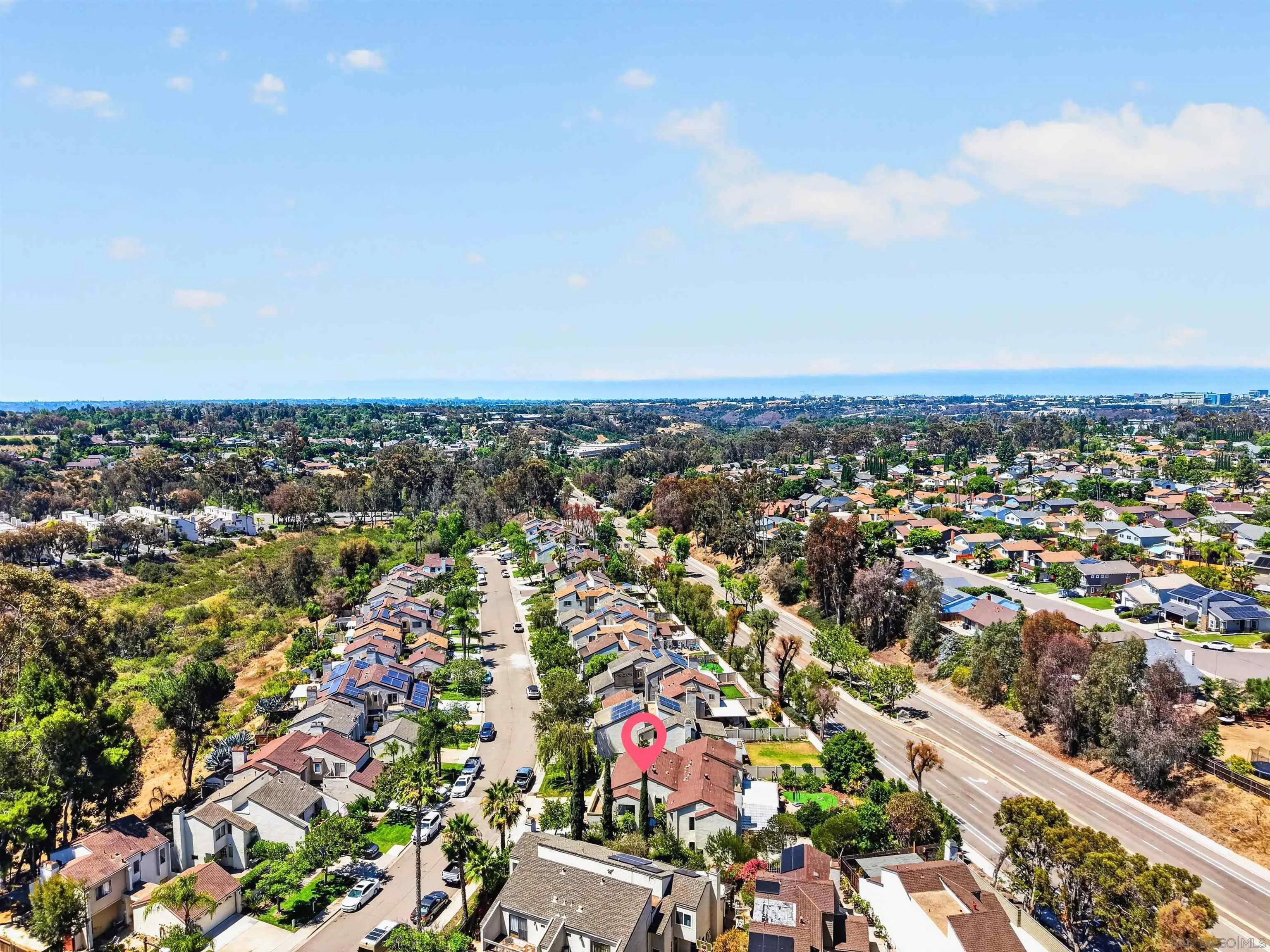 https://cdn.realtyfeed.com/cdn/127/260015648/c290c46209f42098020da85c24f50862.webp
