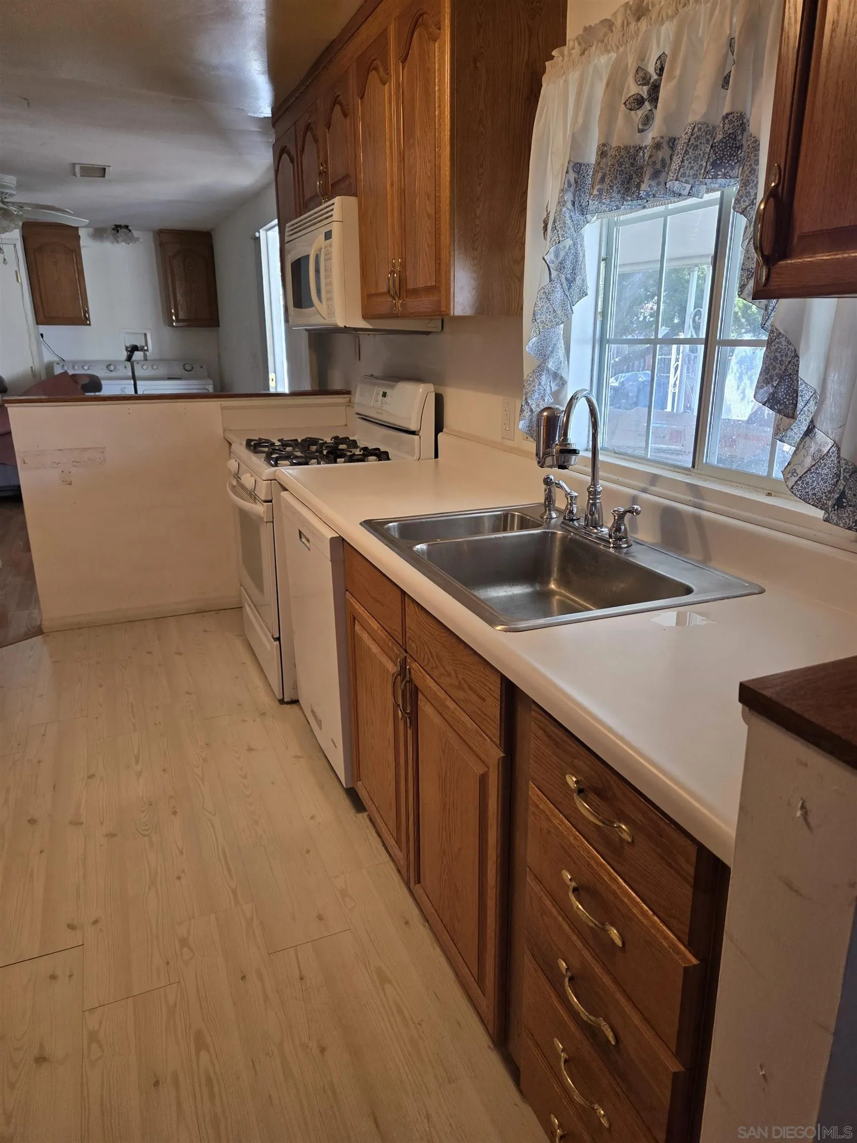 2550 E Valley Parkway Unit 122, Escondido, CA 92027 - Photo 2 of 15, Escondido, CA