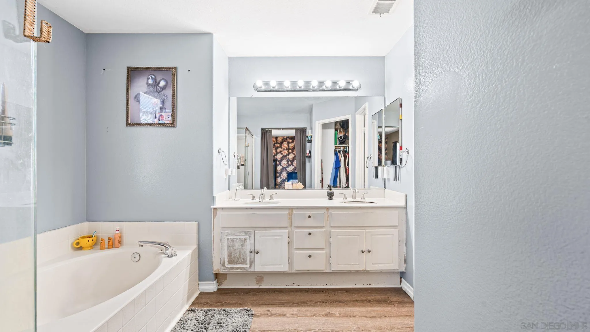 https://cdn.realtyfeed.com/cdn/127/260015652/0bfd74798bc3e05947b9decf4dd1c451.webp