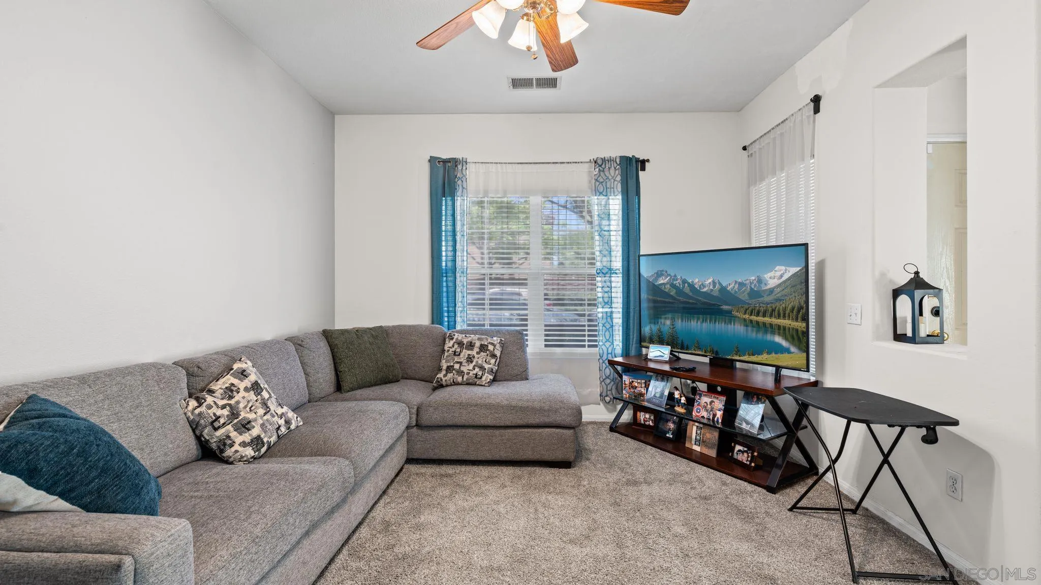 https://cdn.realtyfeed.com/cdn/127/260015652/7d7066ff4021de3ae7ef01f1bb5c024b.webp