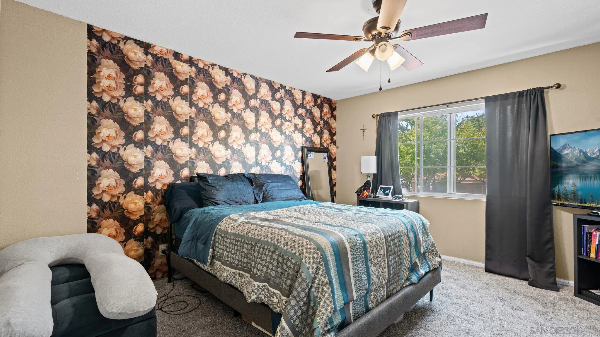 https://cdn.realtyfeed.com/cdn/127/260015652/bcc9790f83fcc6bb6ba54b766f5f1bbe.webp