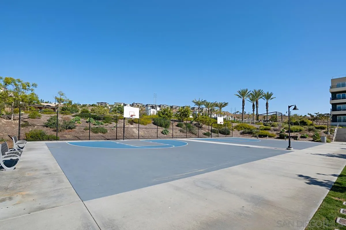 Photo #38: 260015654 Listing: Photo #38