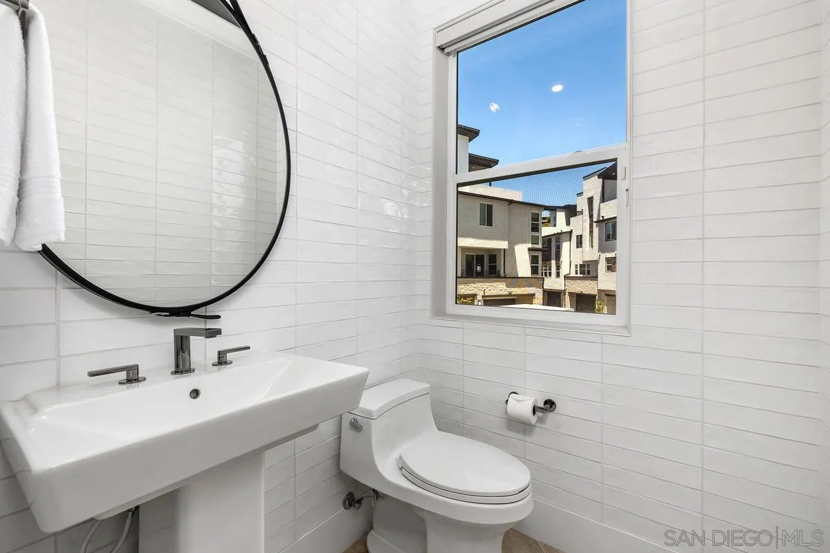 Photo #17: 260015654 Listing: Photo #17