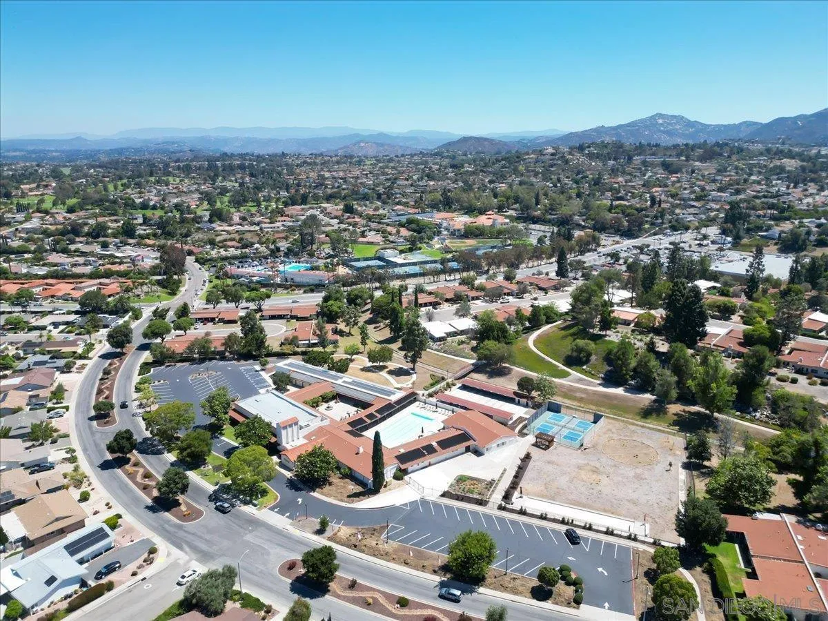 https://cdn.realtyfeed.com/cdn/127/260015655/bfb231323642fdf1a3b625dafb35d91d.webp