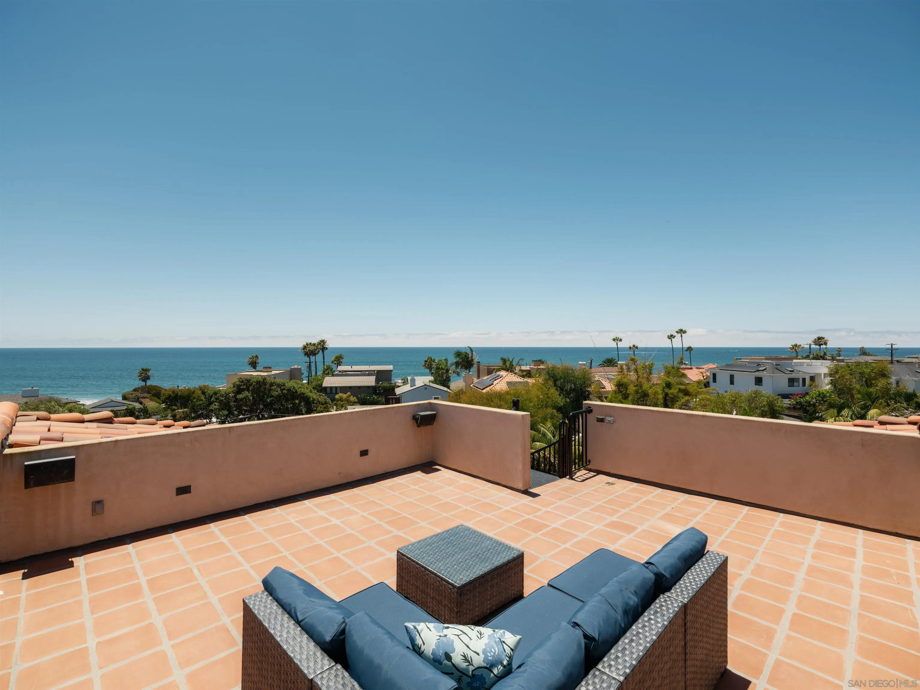 https://cdn.realtyfeed.com/cdn/127/260015657/39558d752fc84033e4c7c687537e700e.webp