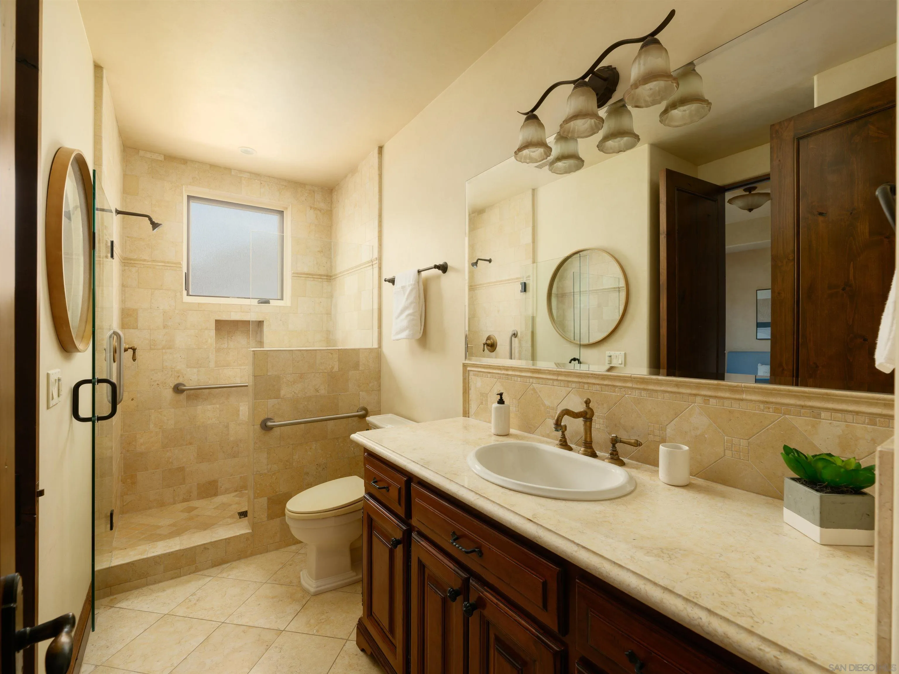 https://cdn.realtyfeed.com/cdn/127/260015657/5410f980d31ffc324c857830222dd110.webp