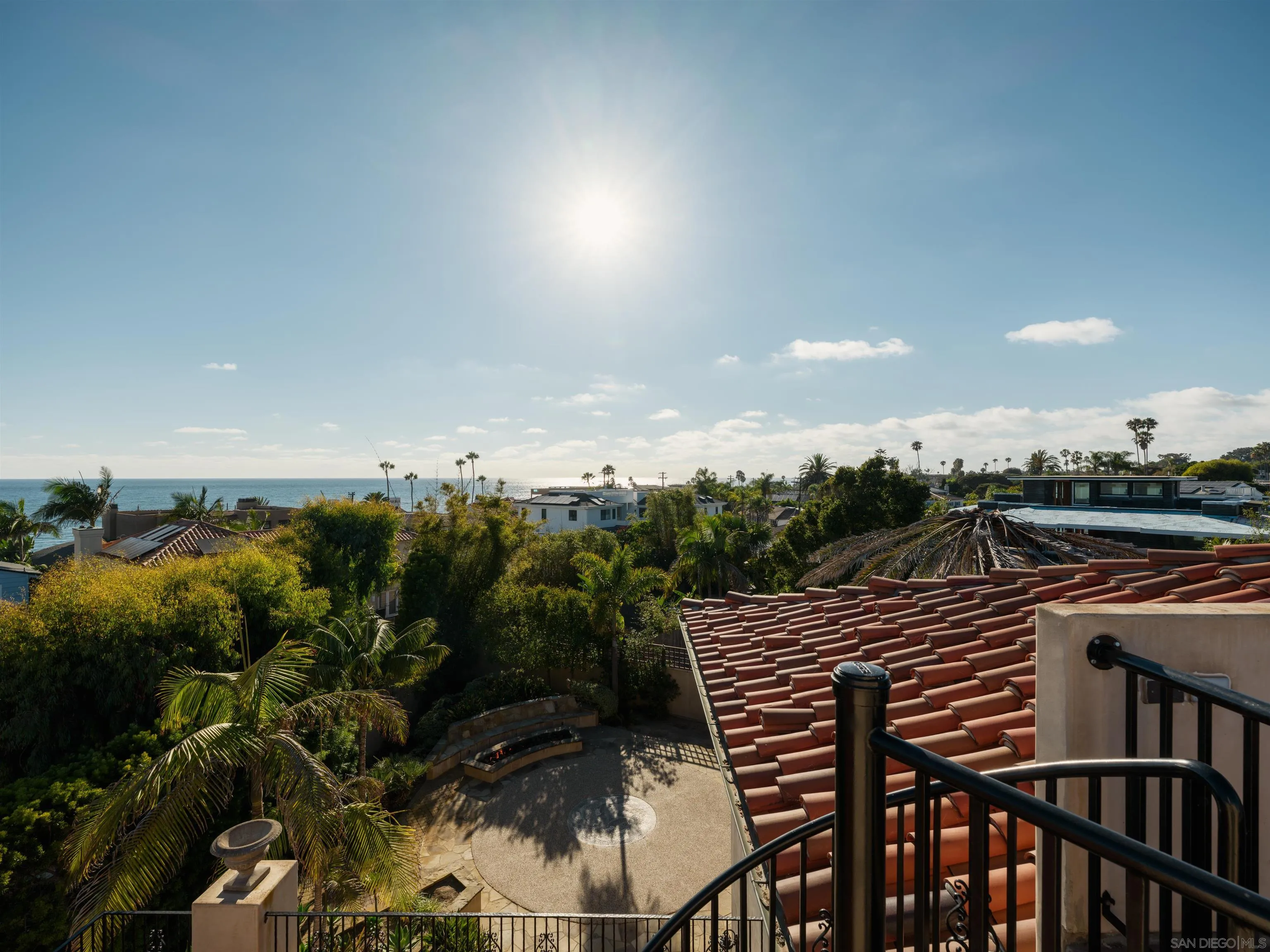 https://cdn.realtyfeed.com/cdn/127/260015657/642ce7d662f8868caa78ae29ad7f2c31.webp