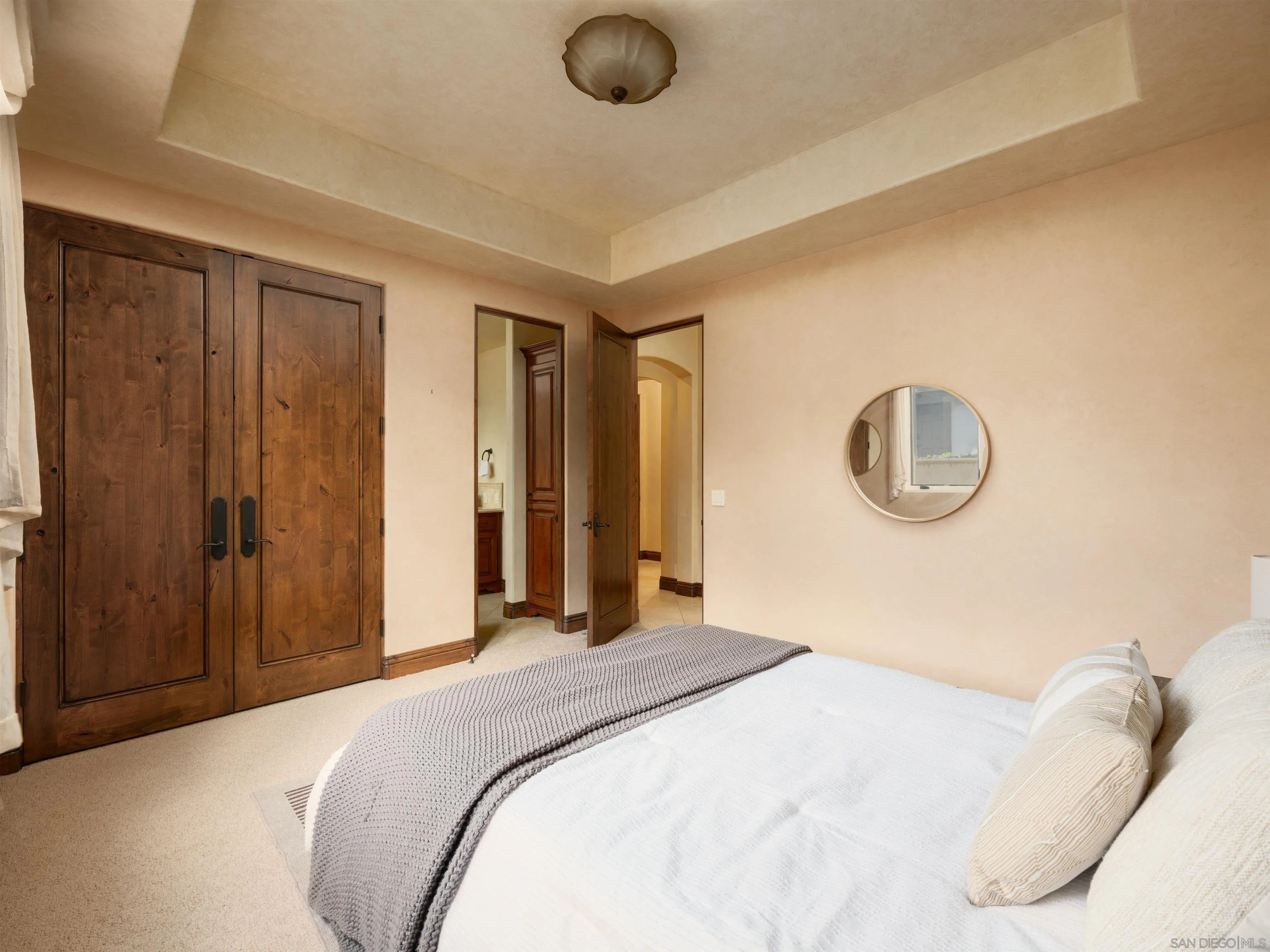 https://cdn.realtyfeed.com/cdn/127/260015657/745bcb78b1c59898e7fce1e05d943a6a.webp